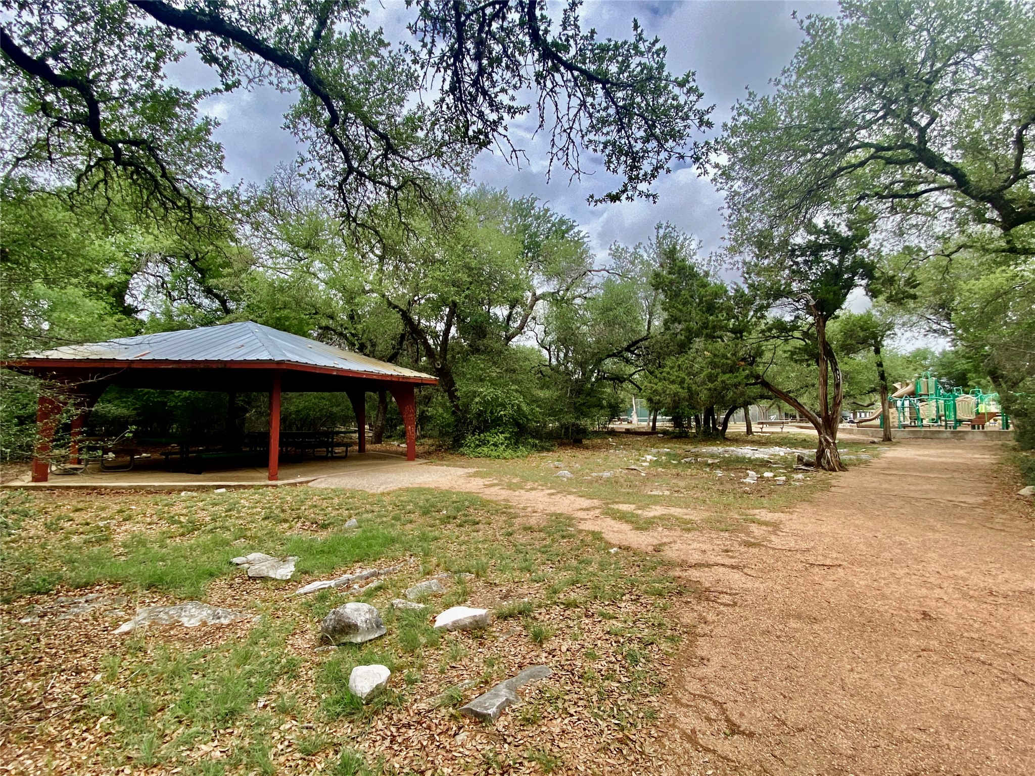 main property photo 34