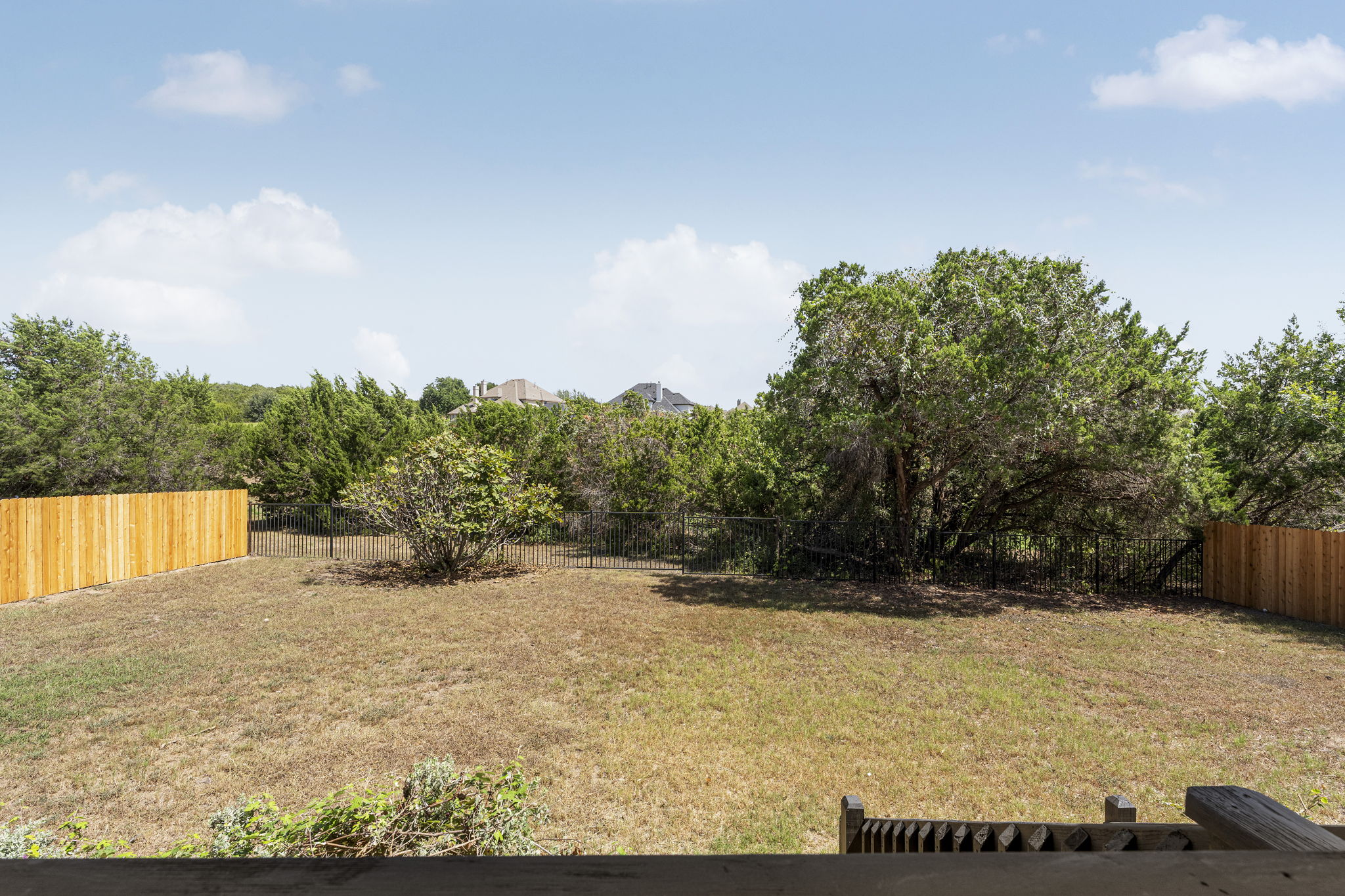 main property photo 38