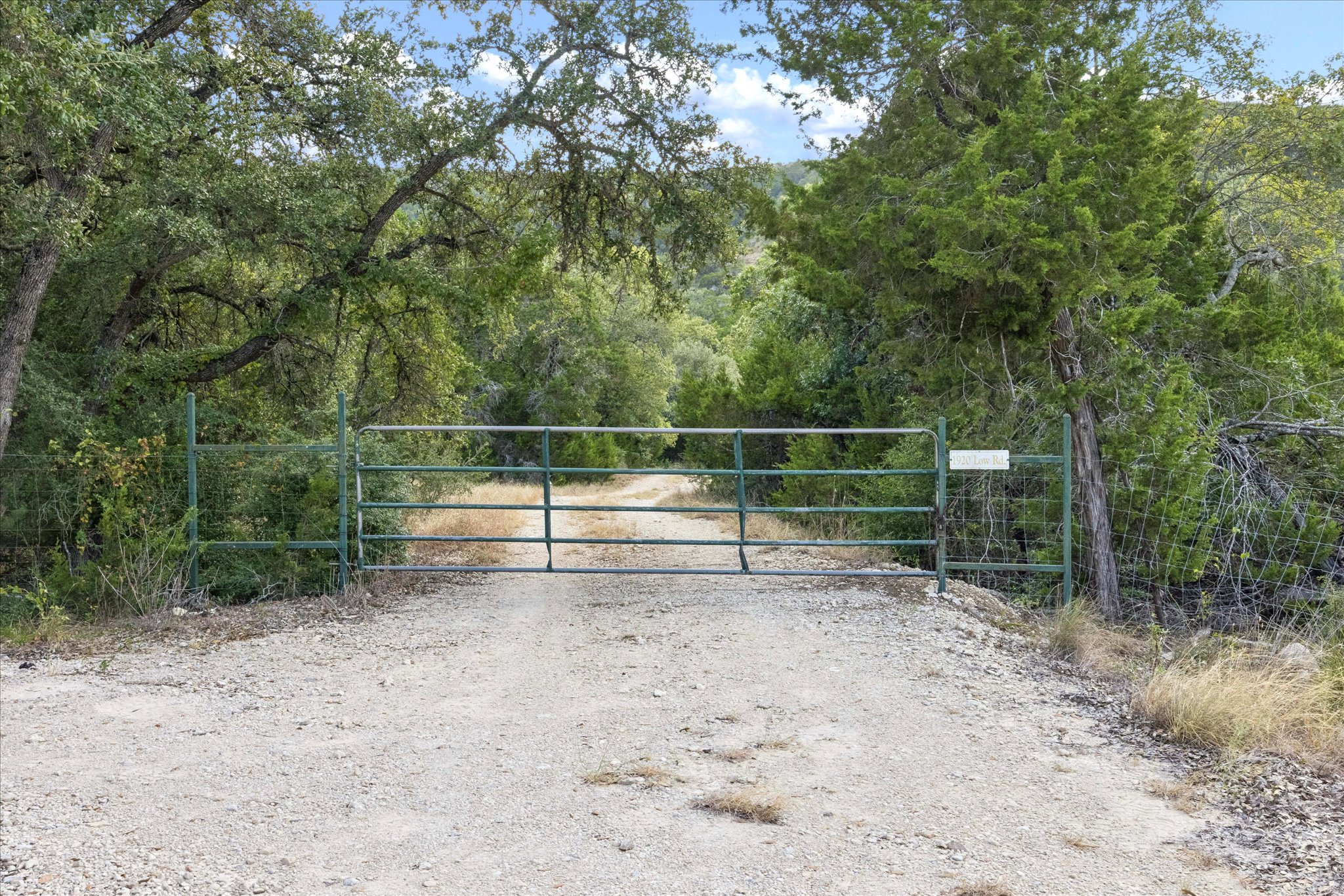 main property photo 32