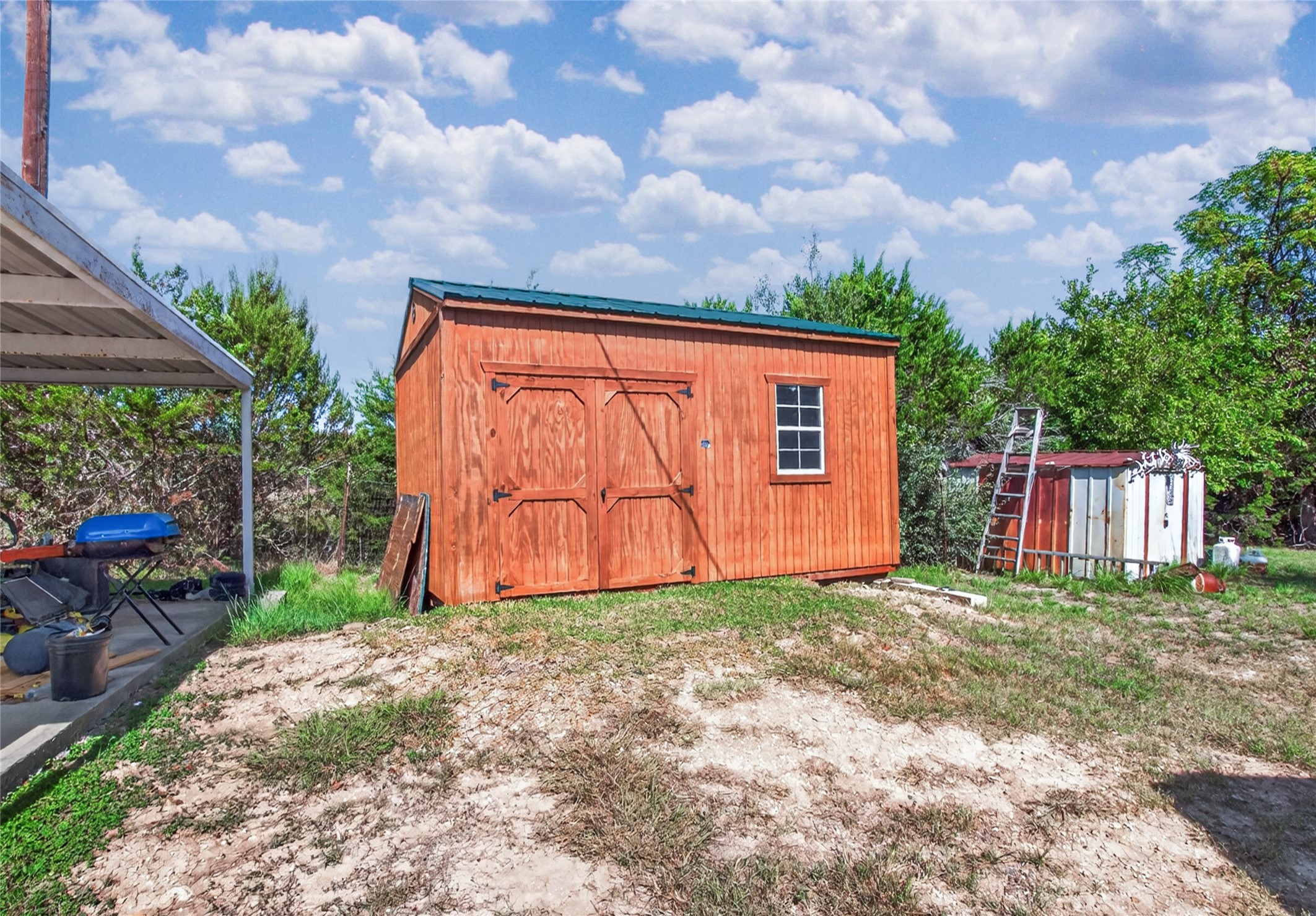 main property photo 31