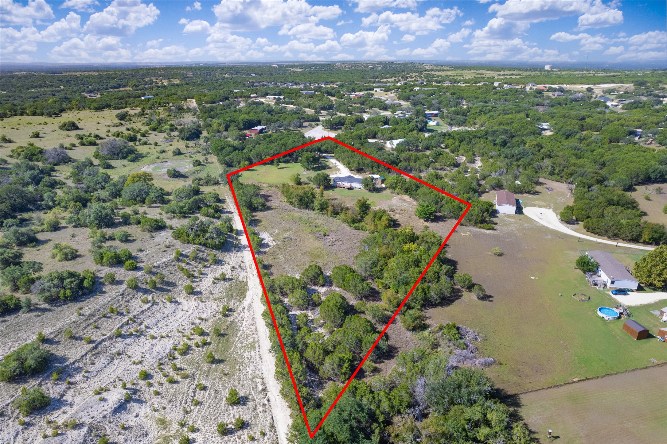 main property photo 37