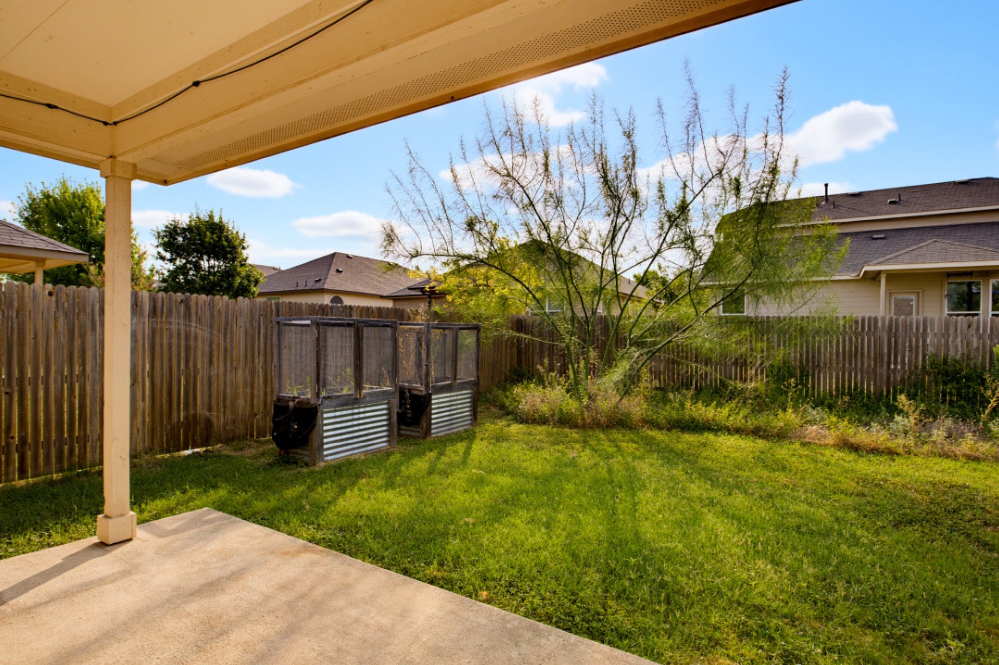 main property photo 22