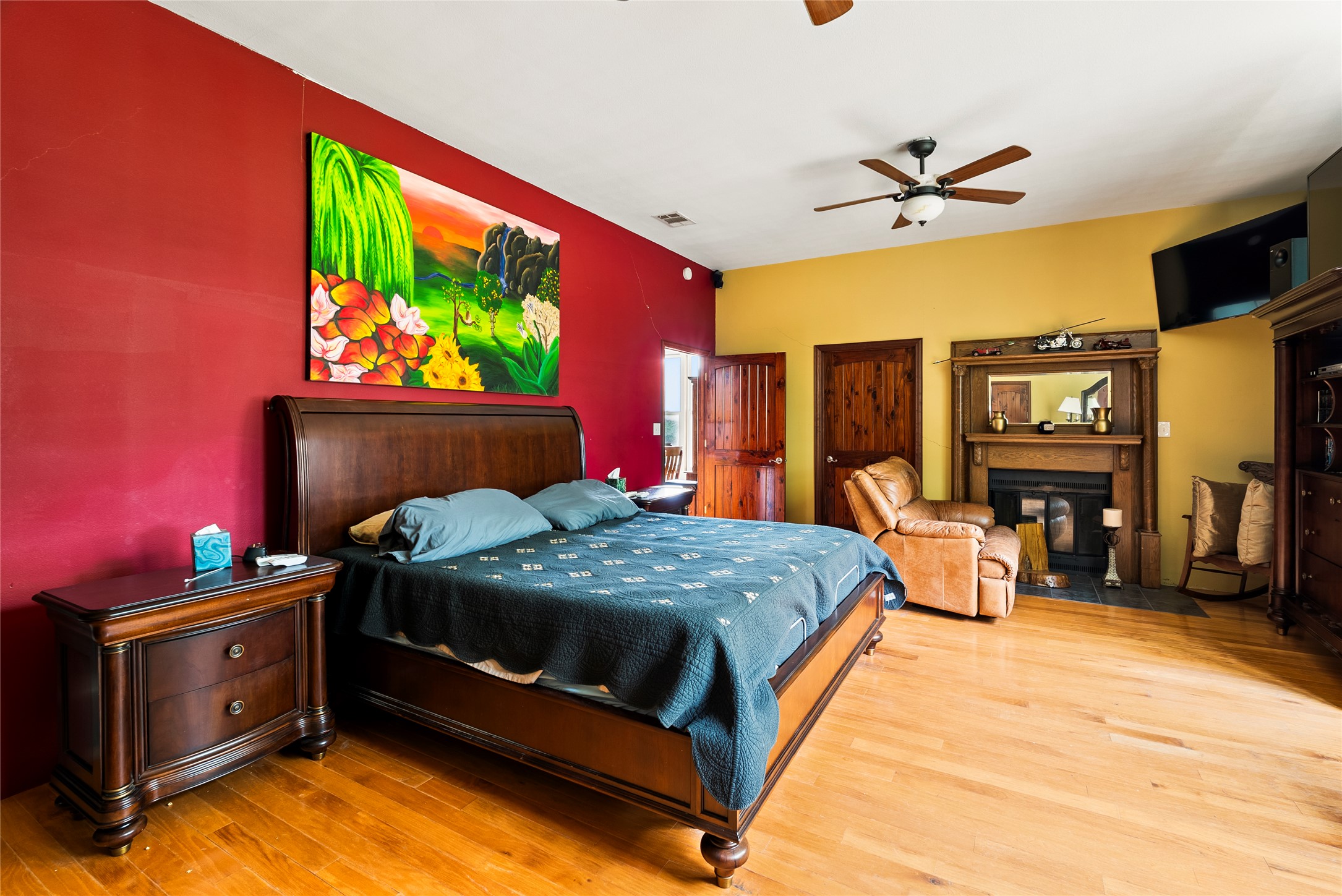 main property photo 29