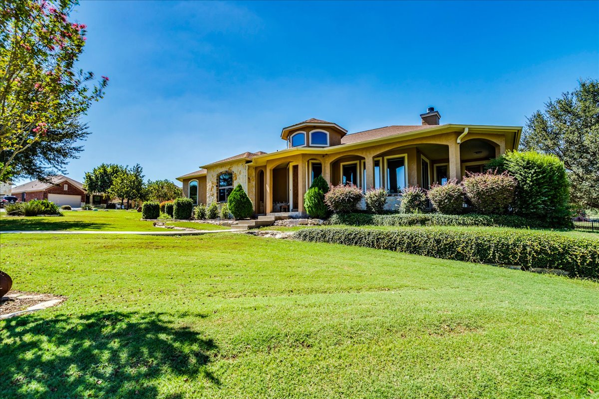 main property photo 38