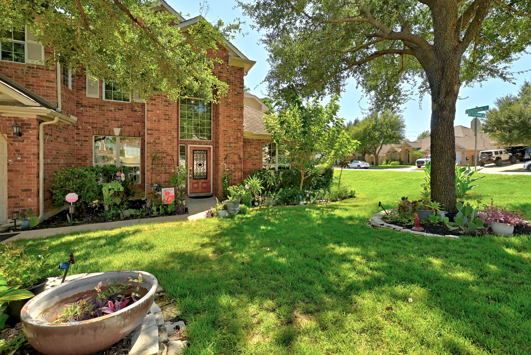 main property photo 1