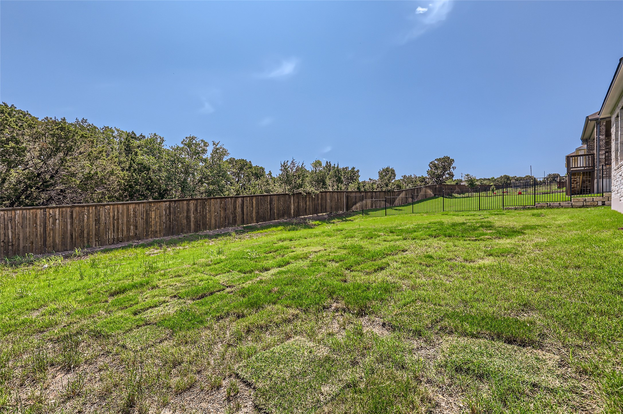main property photo 38