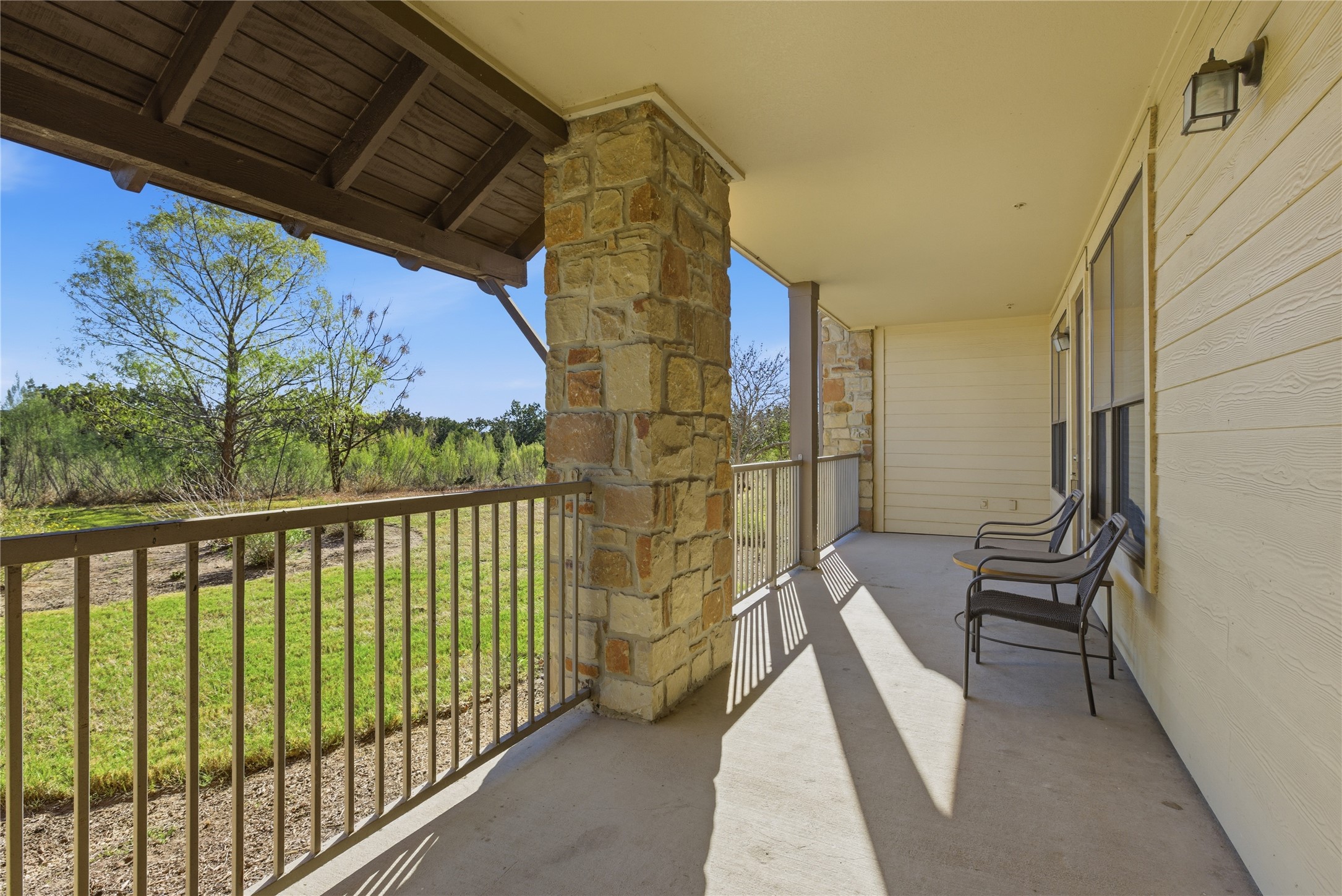 main property photo 24