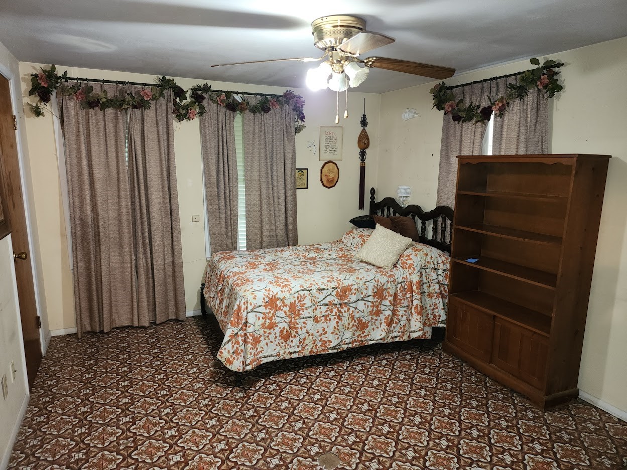 main property photo 26