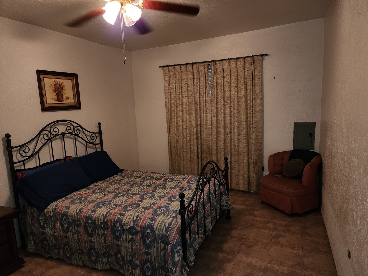 main property photo 28