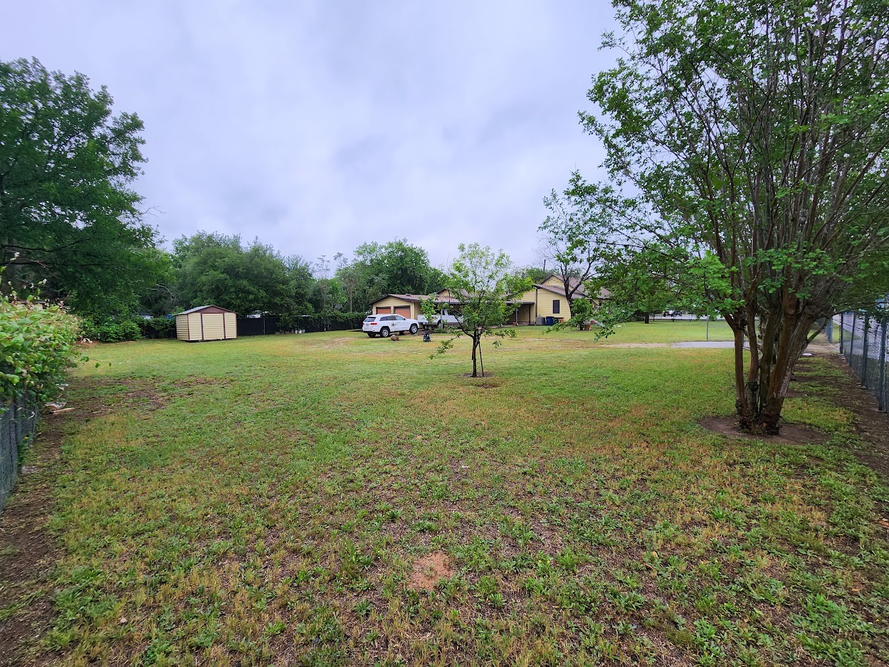 main property photo 6