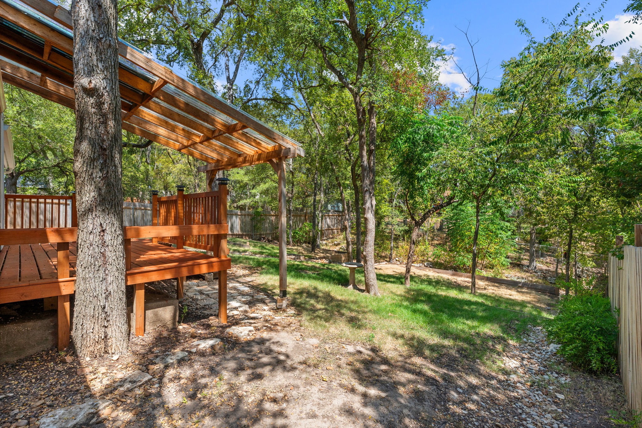 main property photo 24