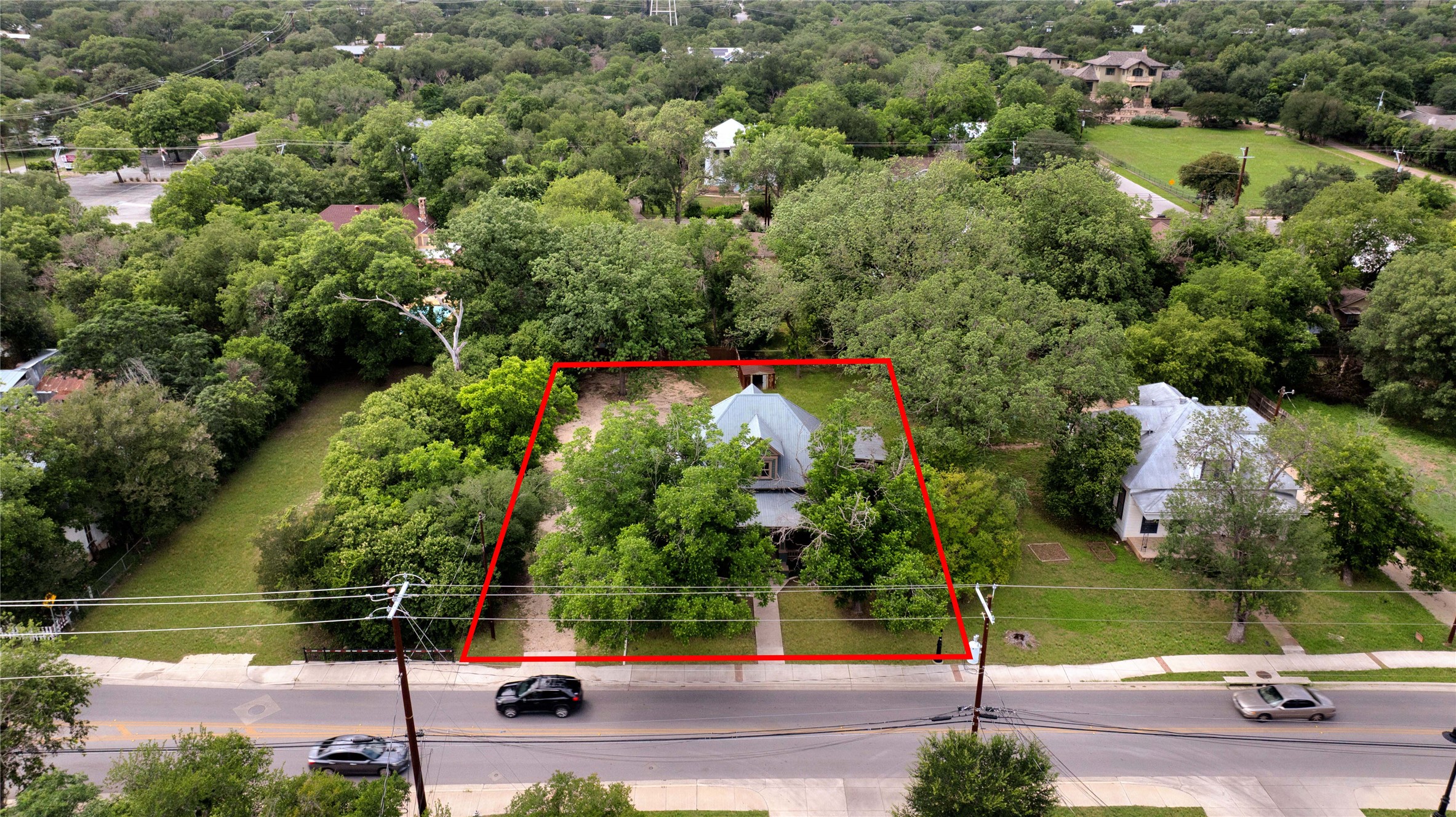 main property photo 37