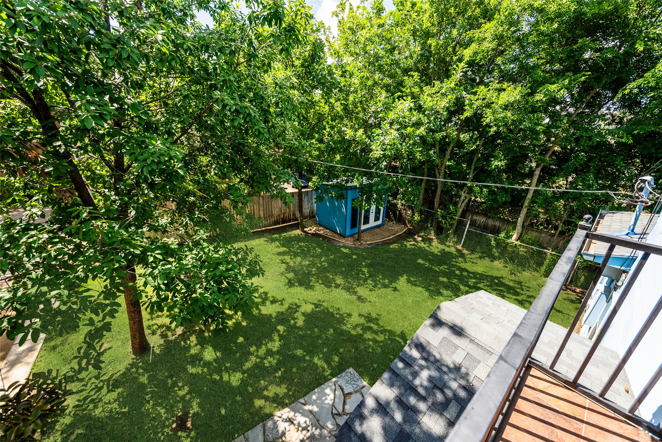 main property photo 26