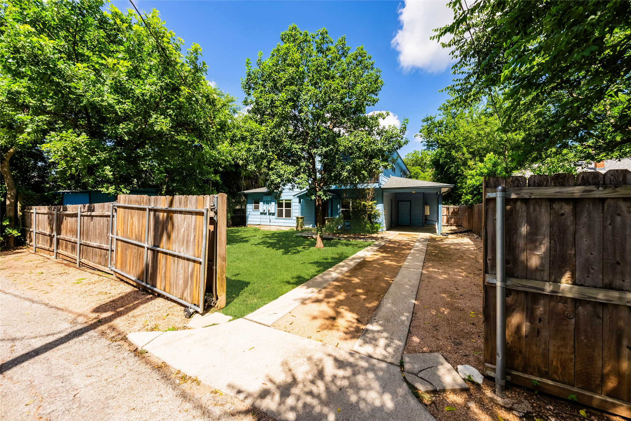 main property photo 38