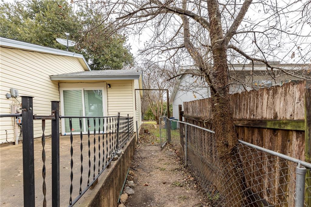 main property photo 23