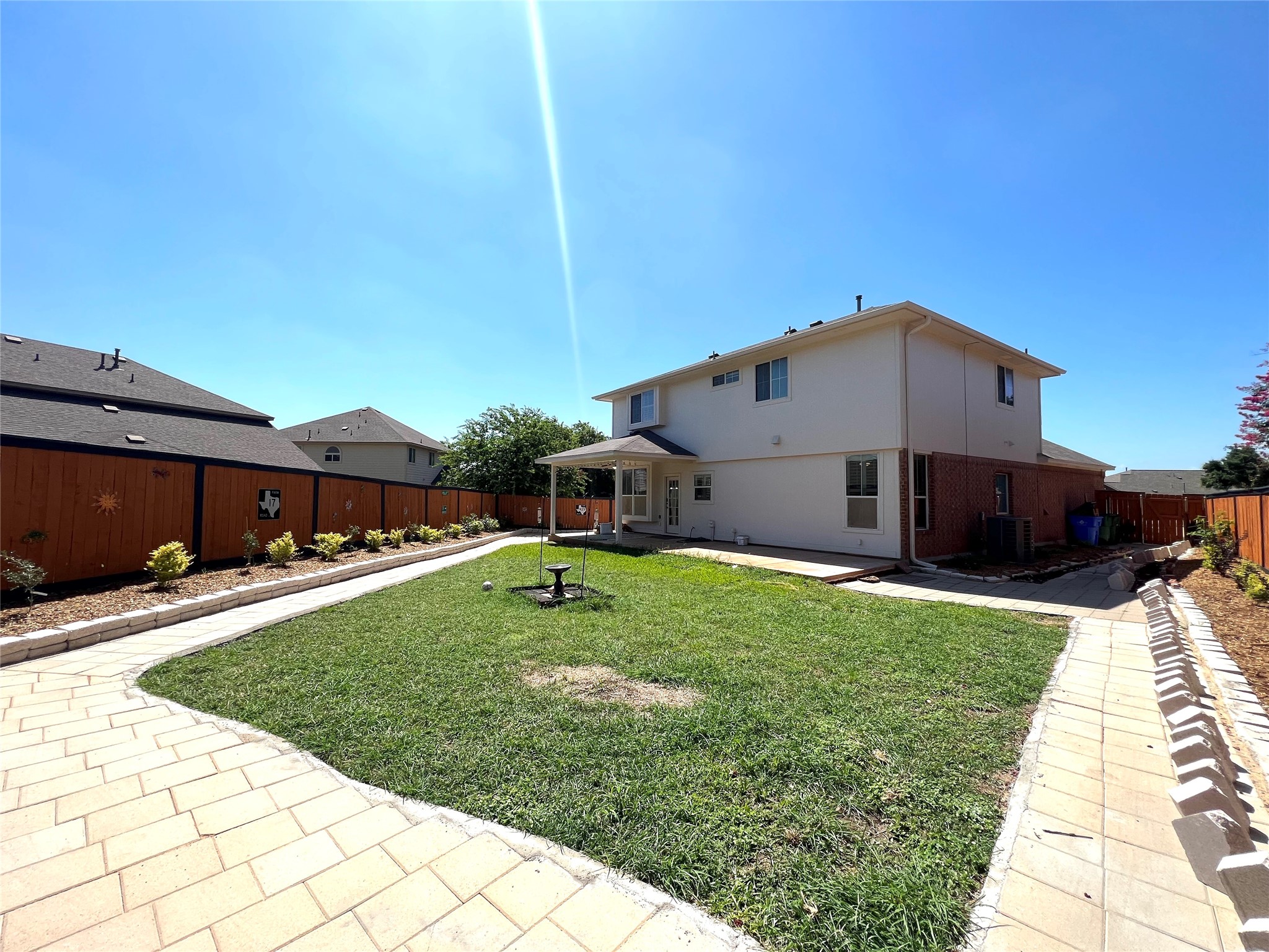 main property photo 33