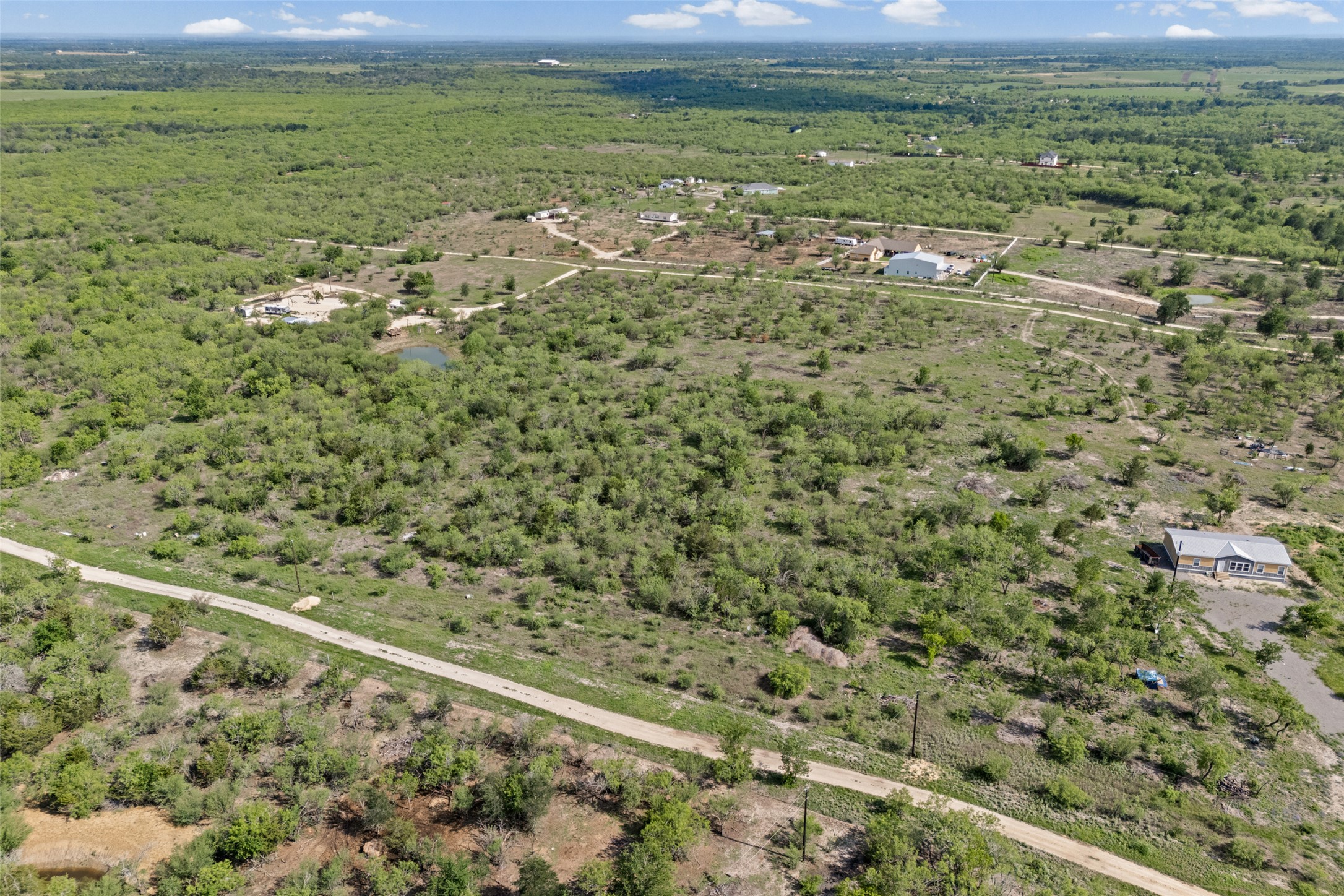 main property photo 28