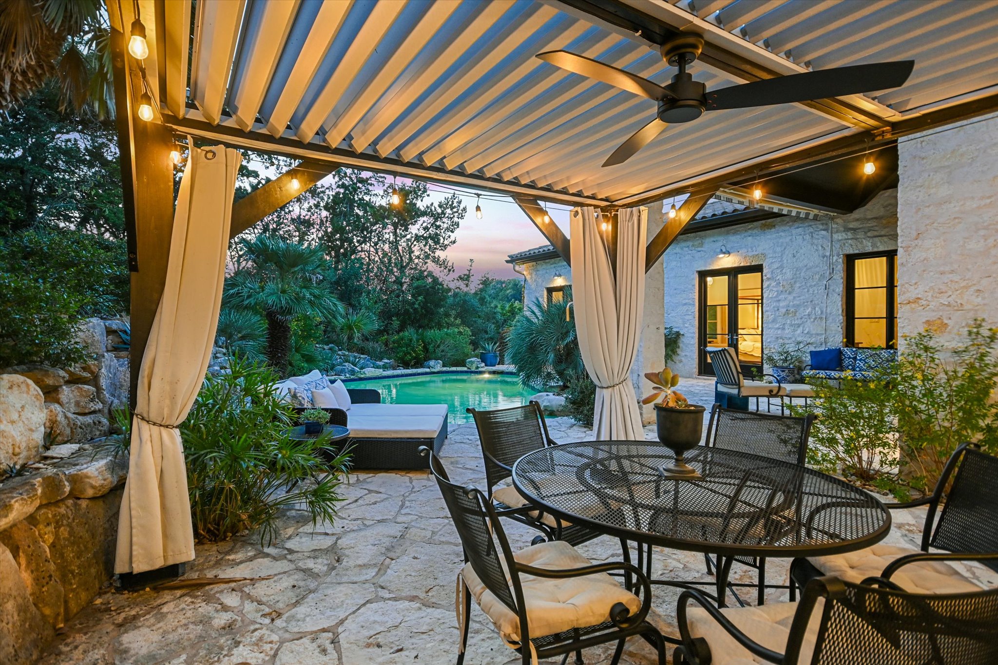 main property photo 33