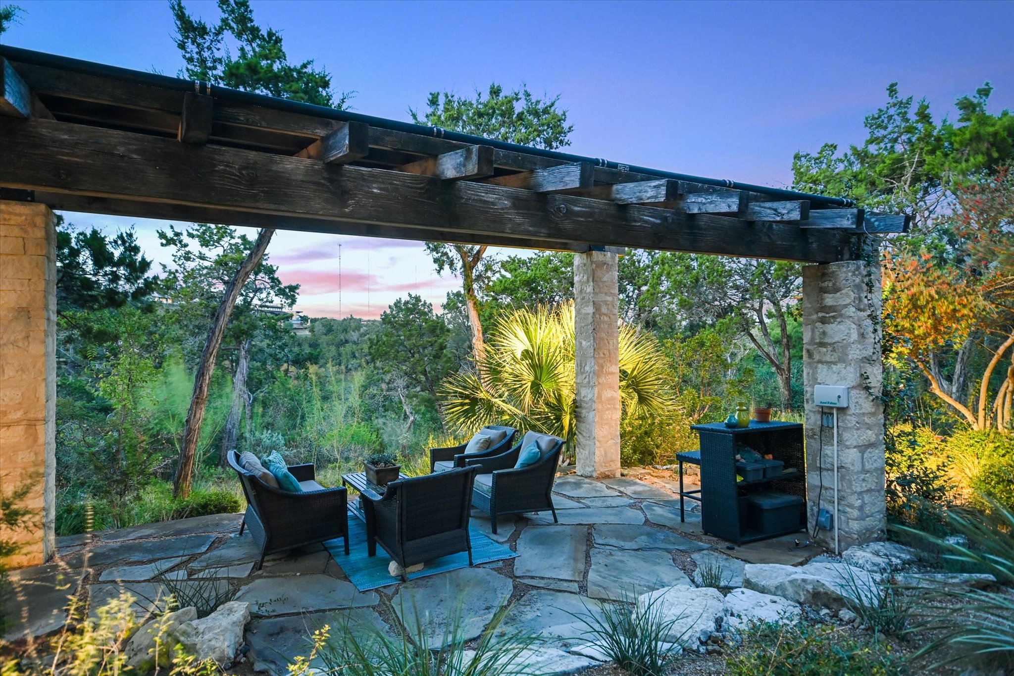 main property photo 35