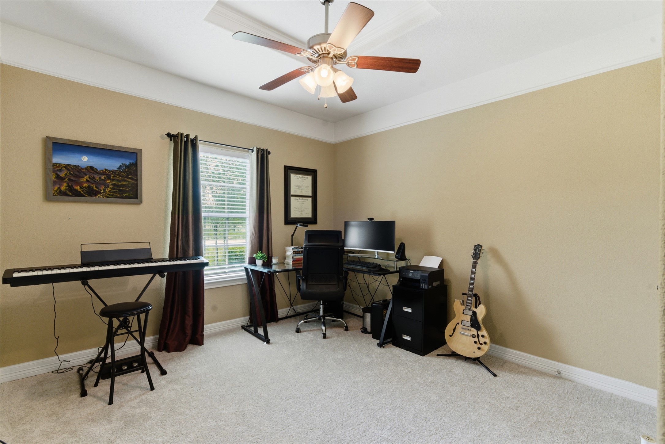 main property photo 19
