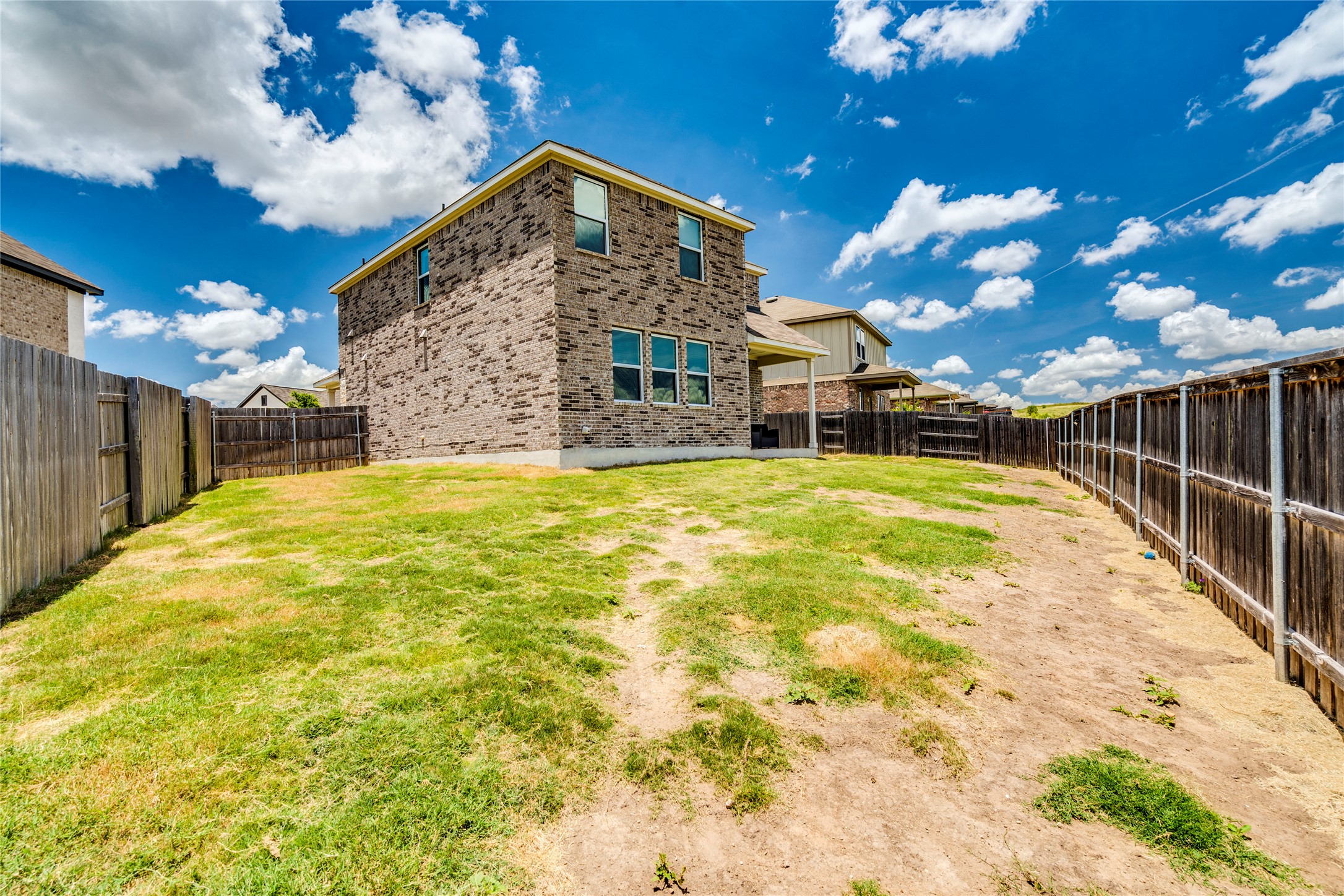 main property photo 22