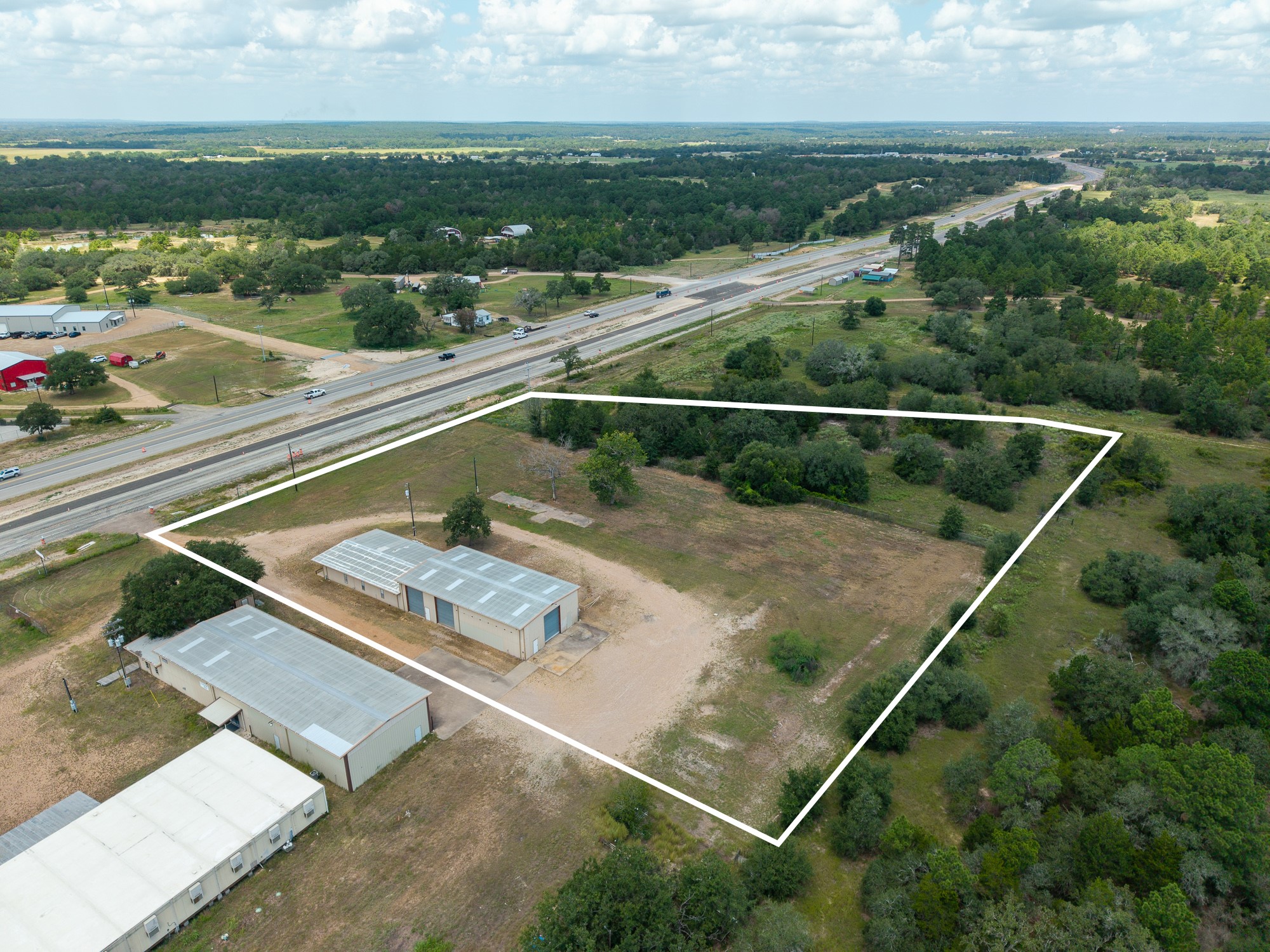 main property photo 11