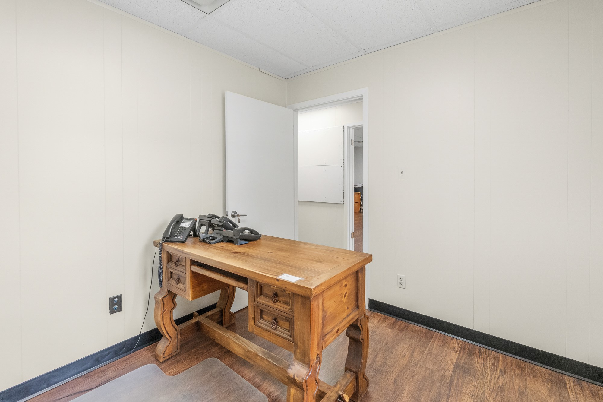 main property photo 17