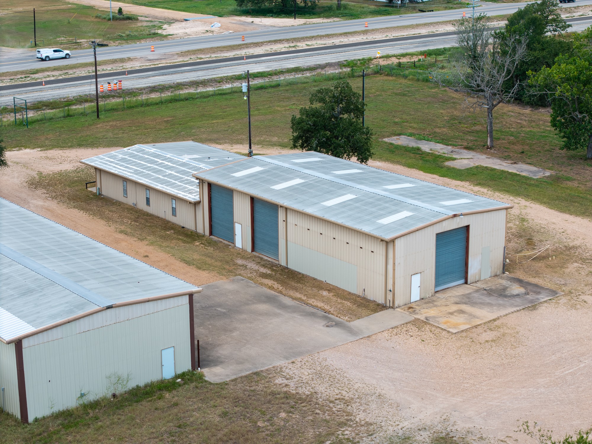 main property photo 7