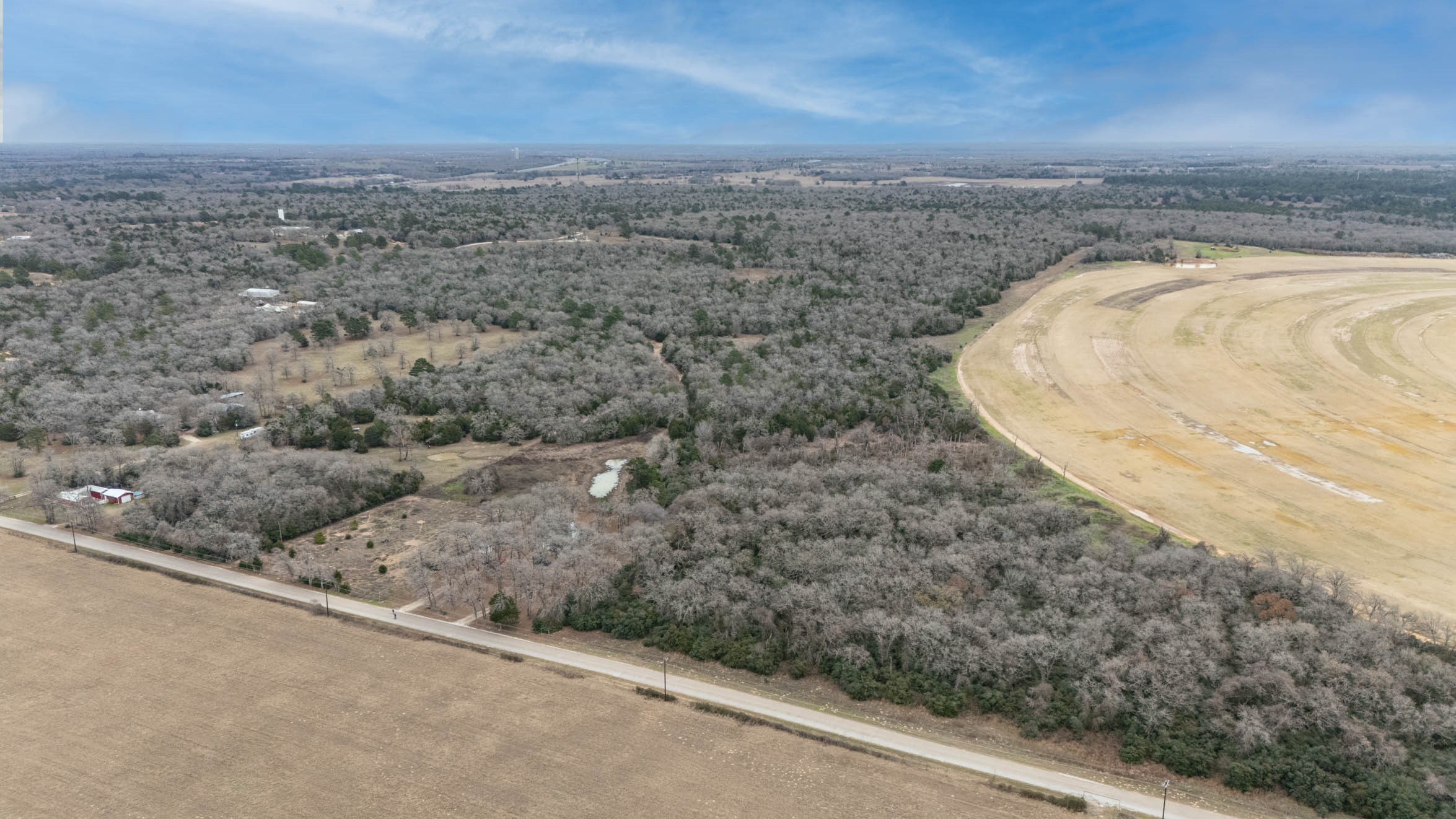 main property photo 11