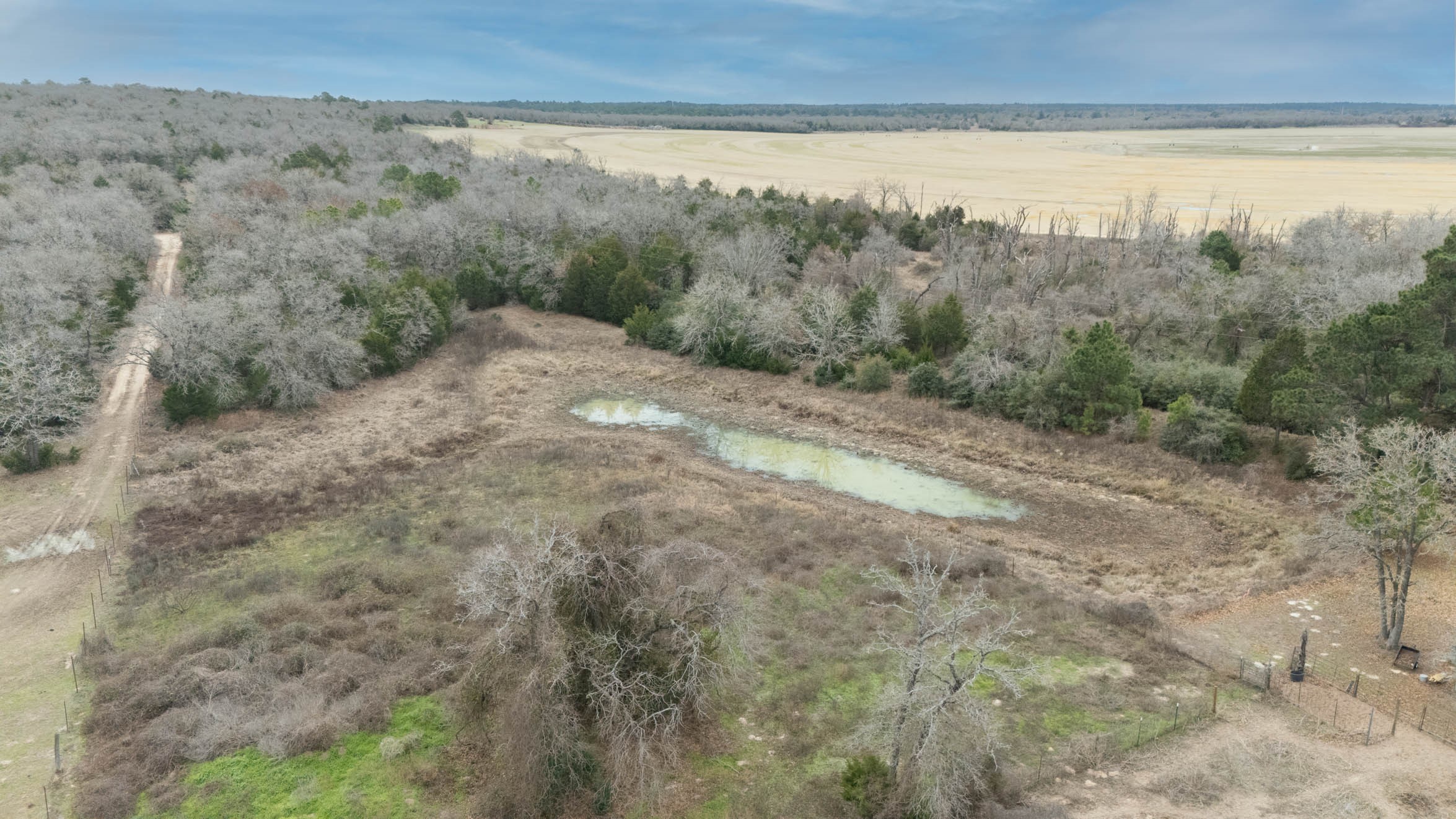 main property photo 16