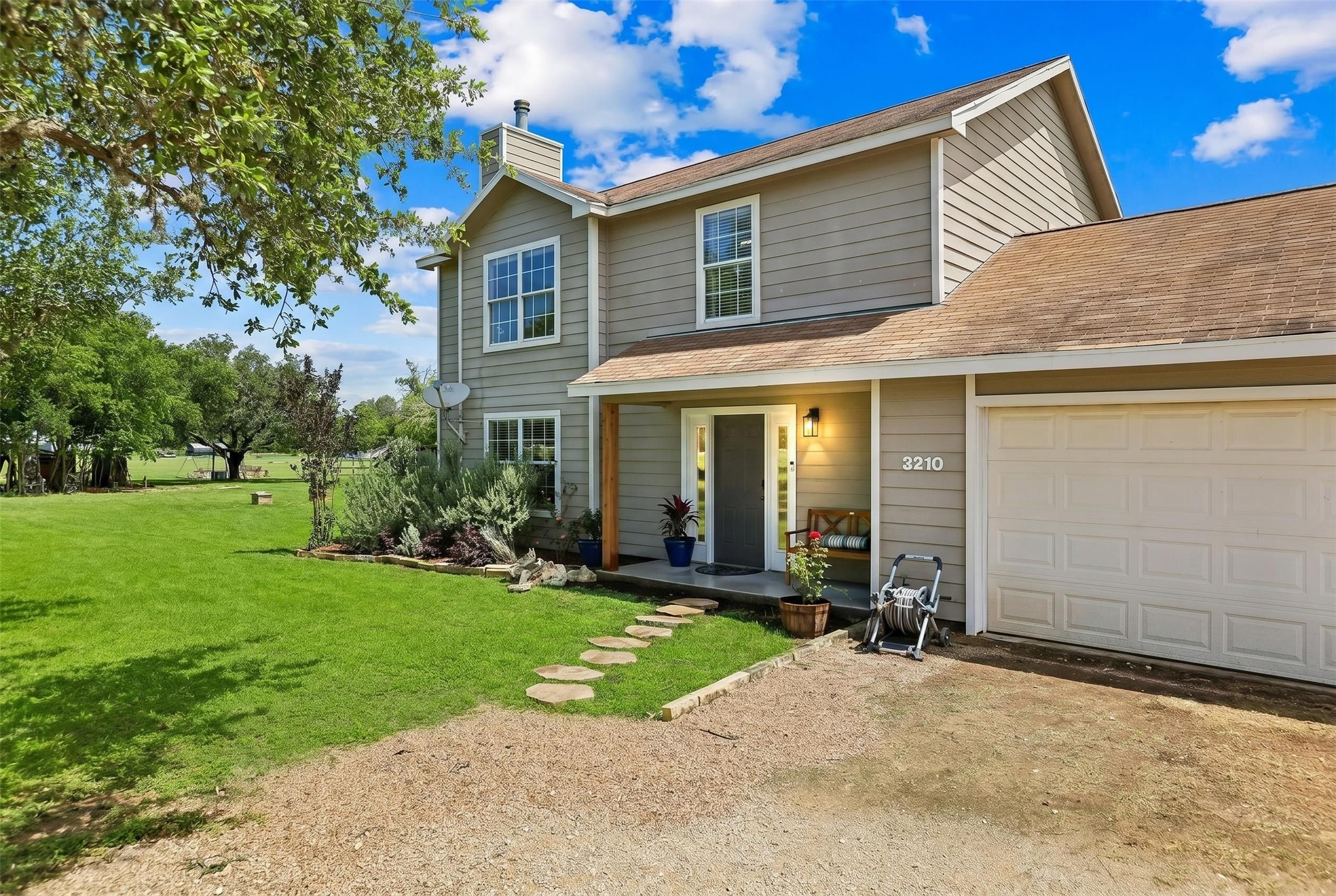 main property photo 38