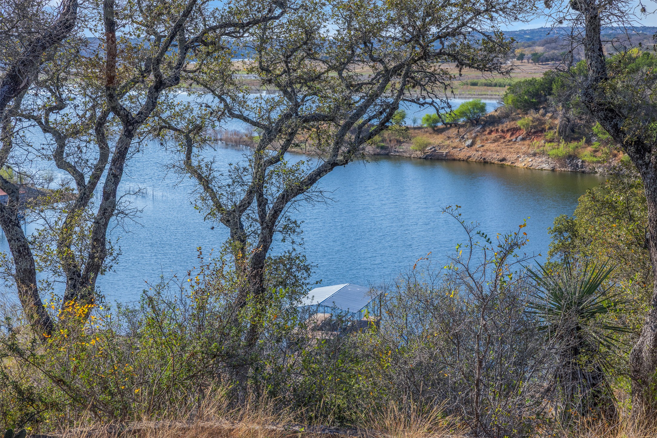 main property photo 23