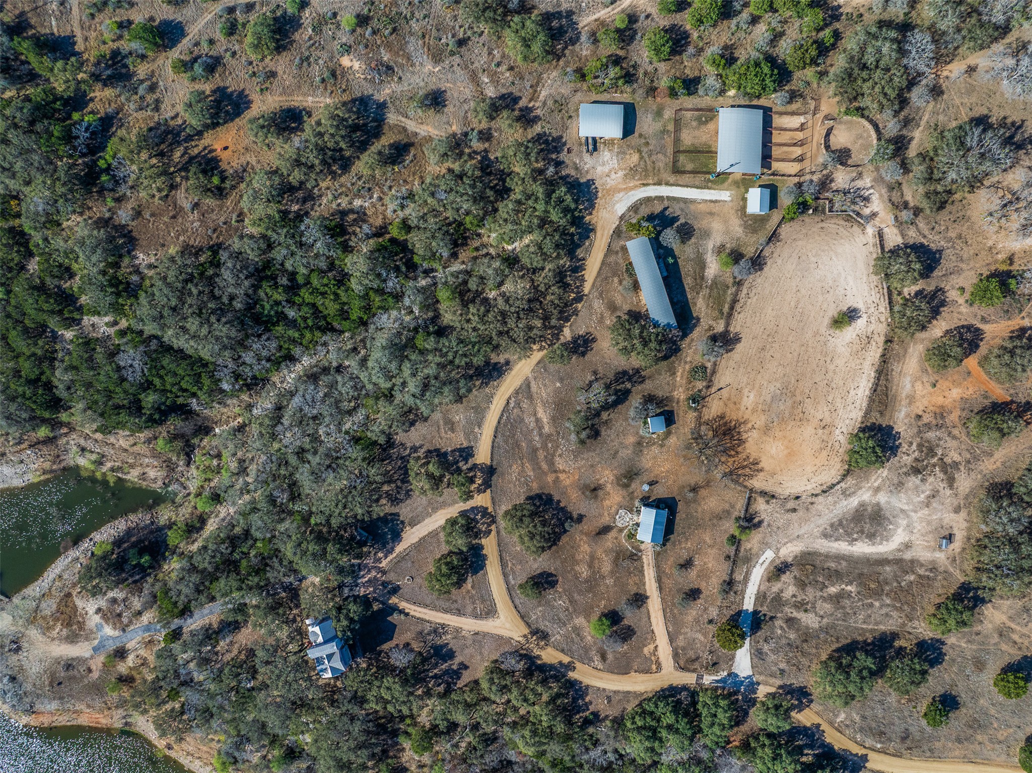 main property photo 36