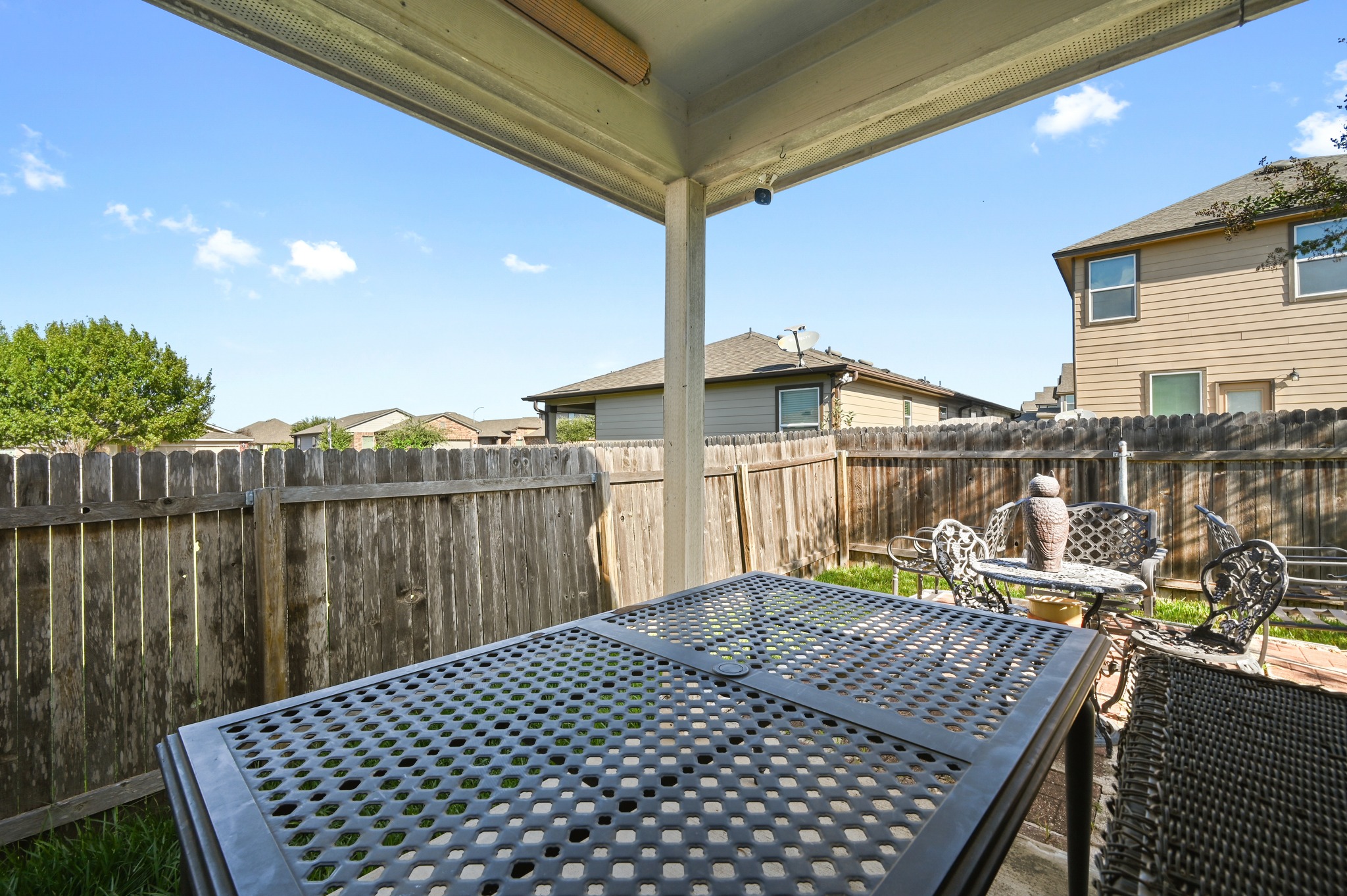 main property photo 20