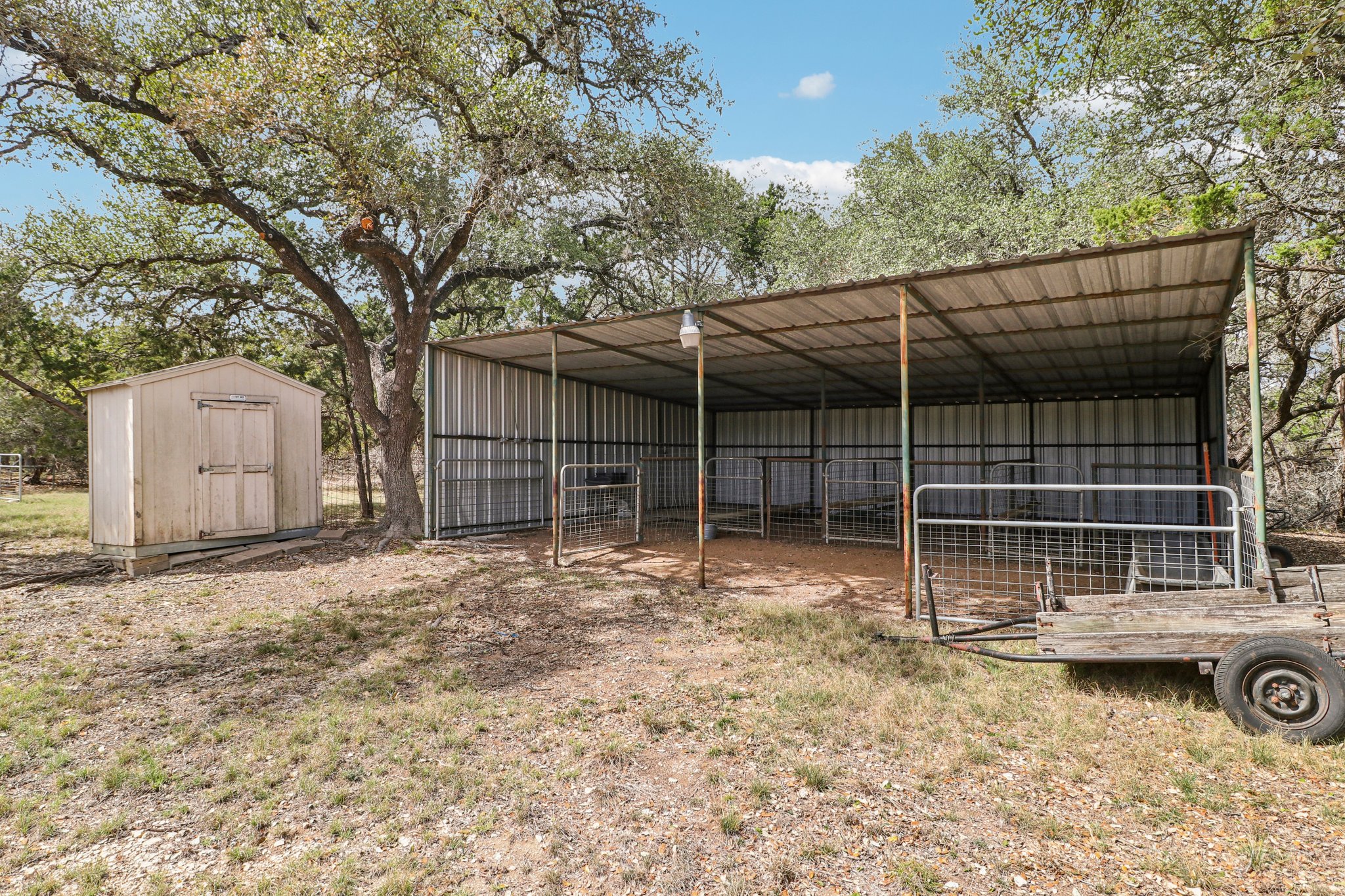 main property photo 25