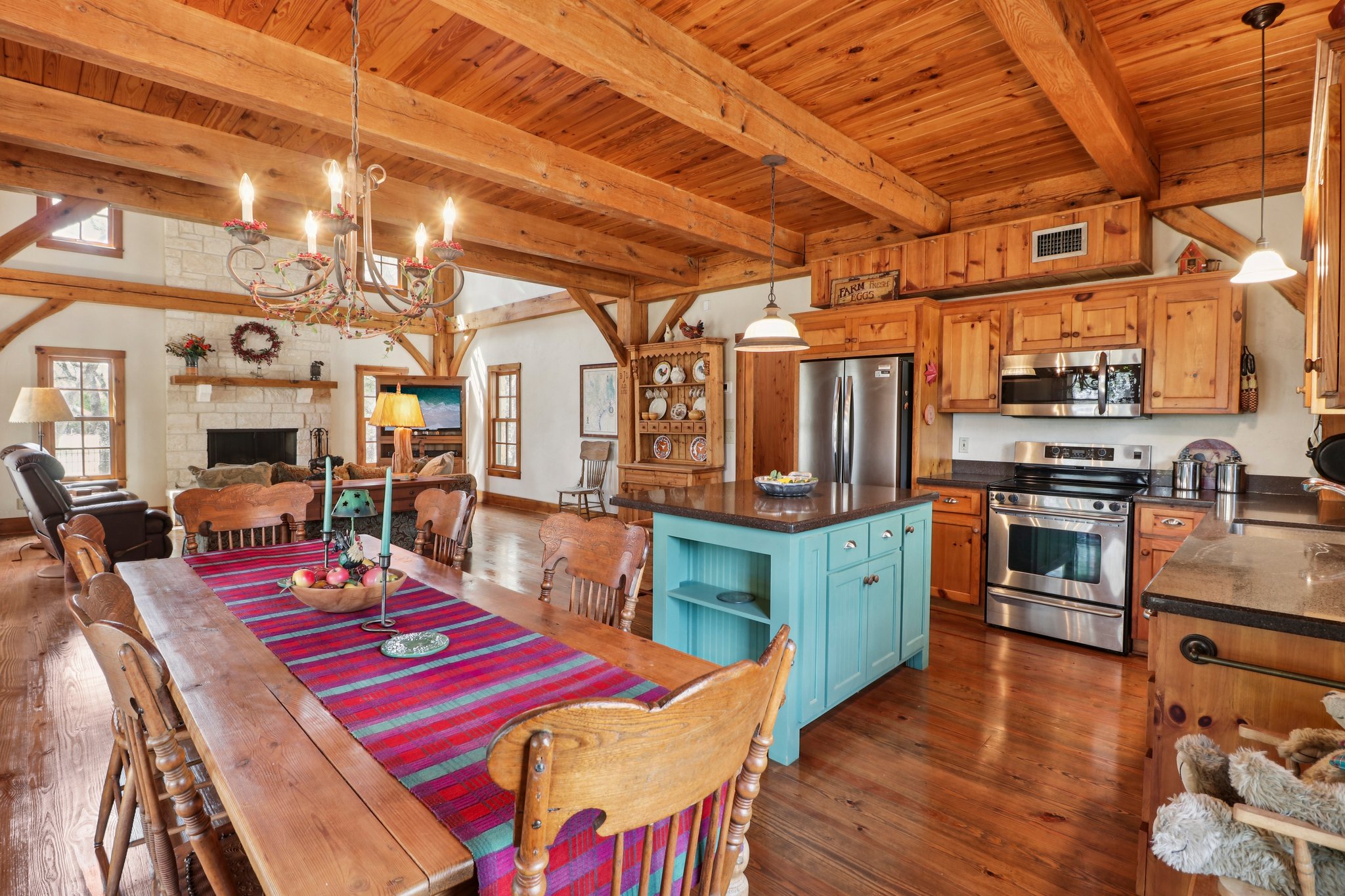 main property photo 5