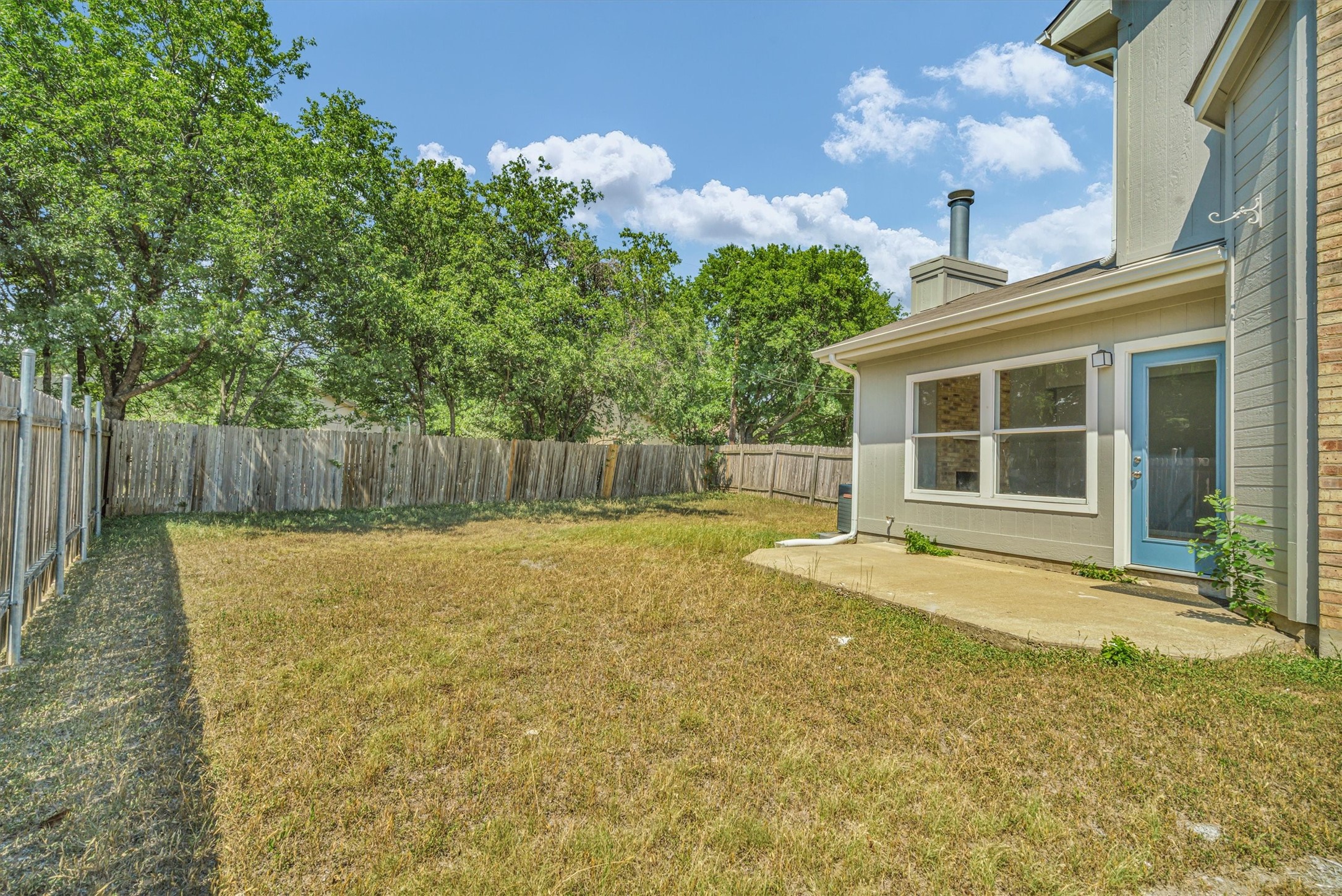 main property photo 19