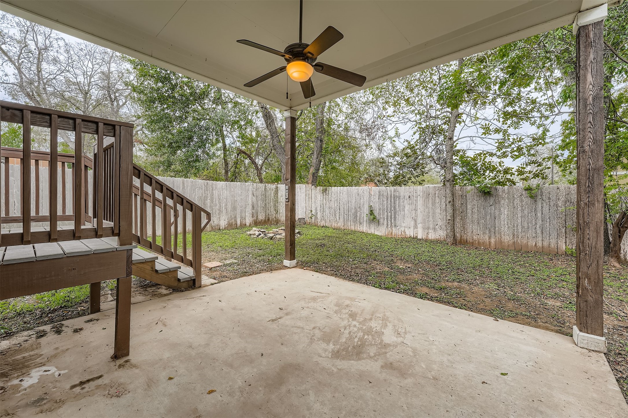 main property photo 23