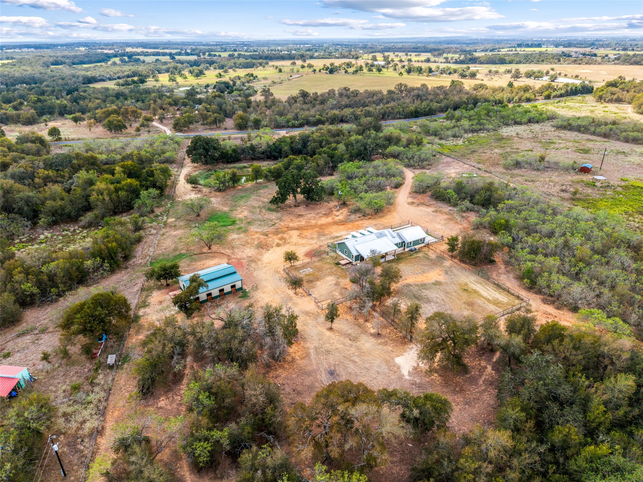 main property photo 33