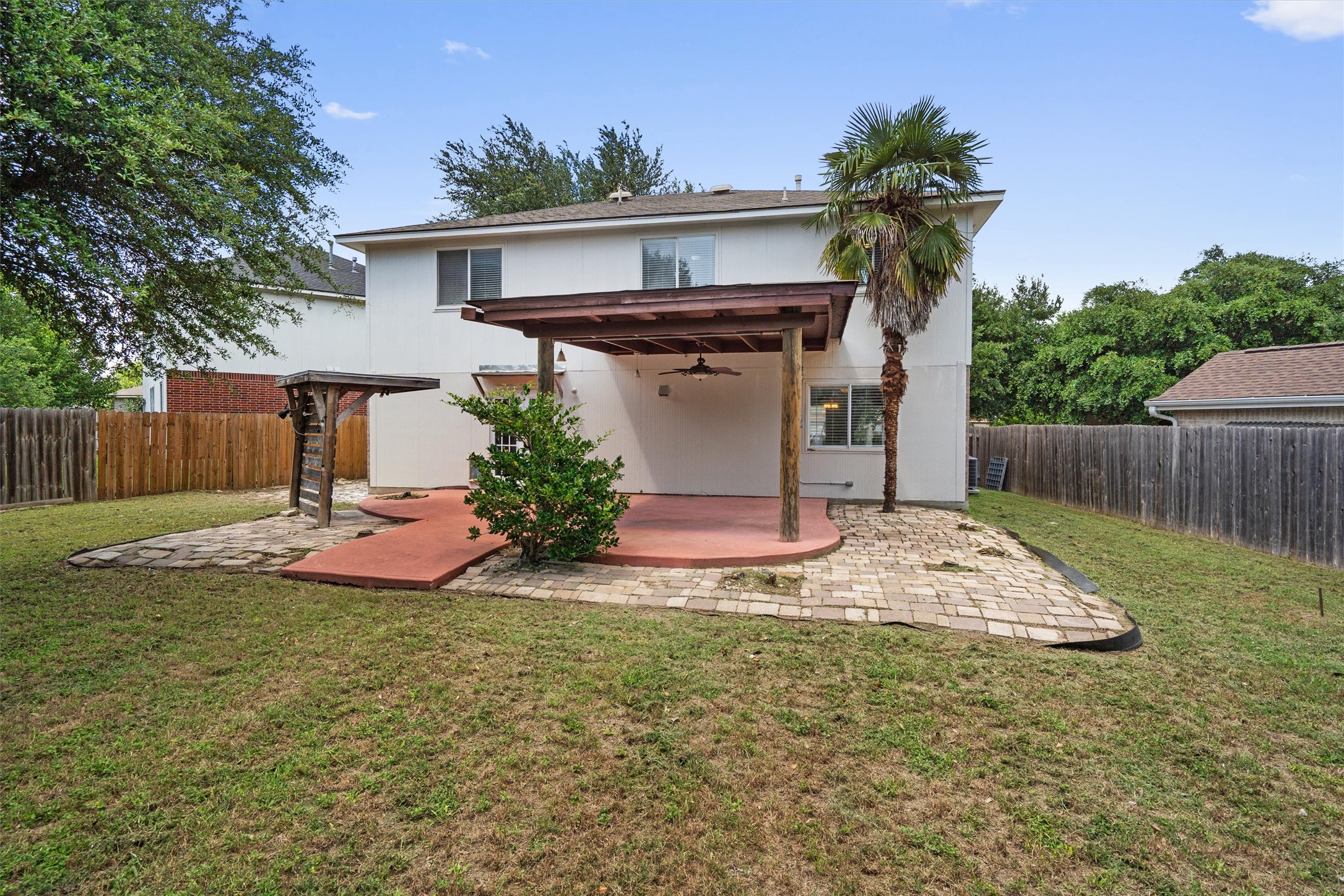 main property photo 34