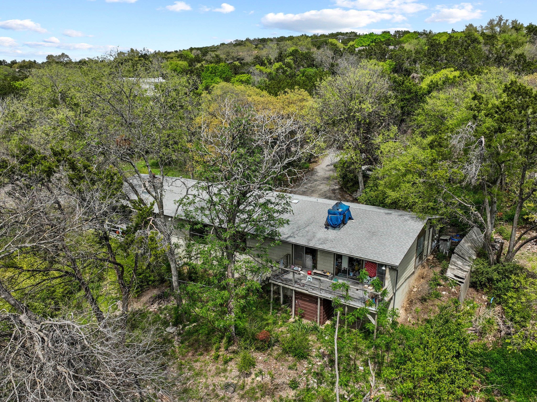main property photo 11