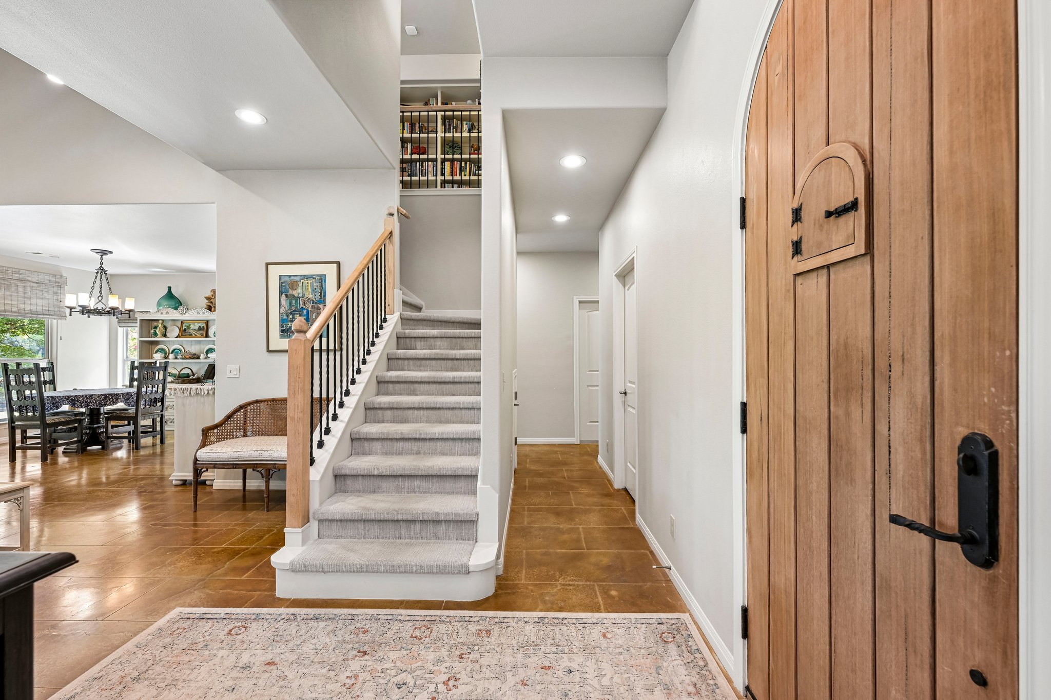 main property photo 6