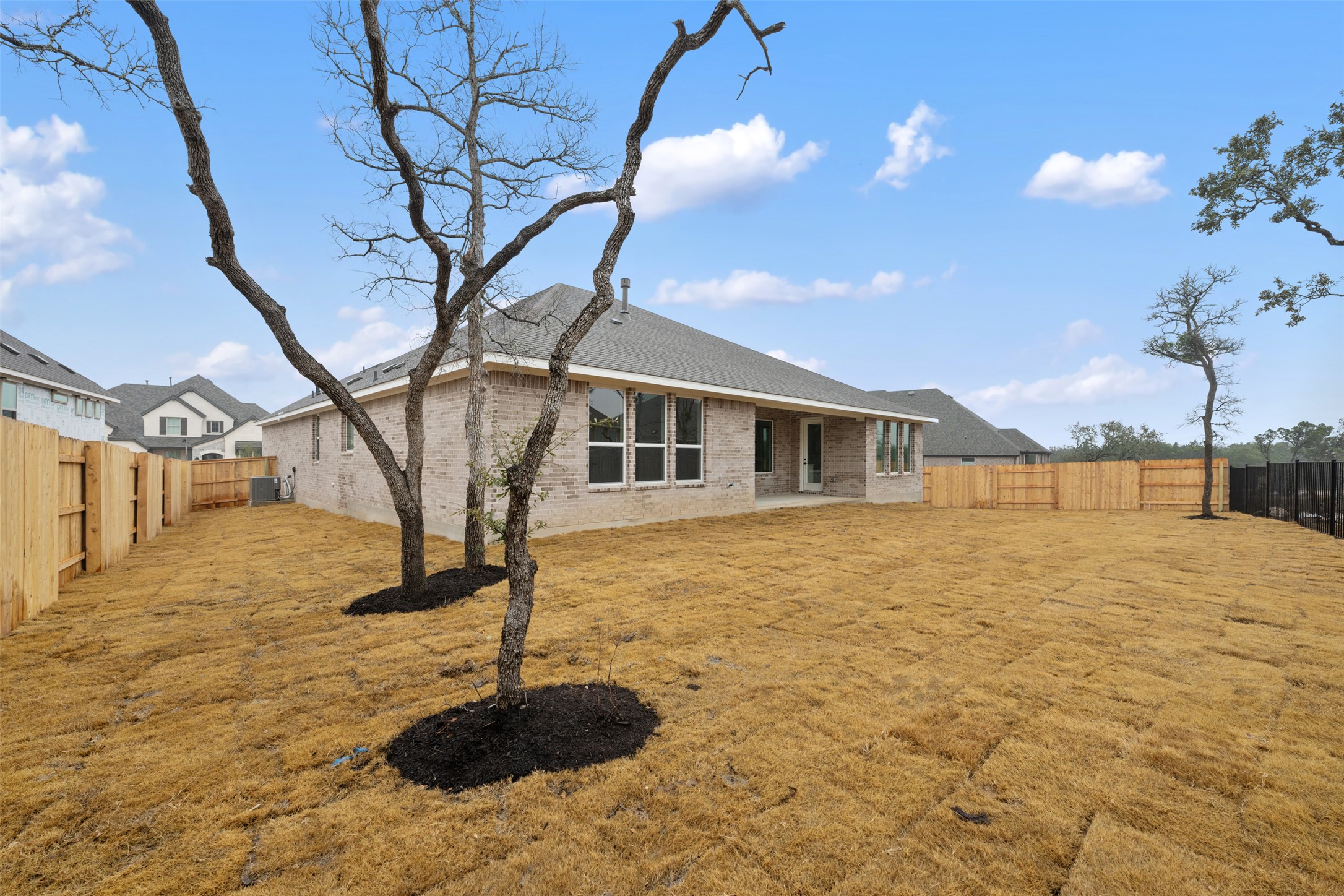 main property photo 37