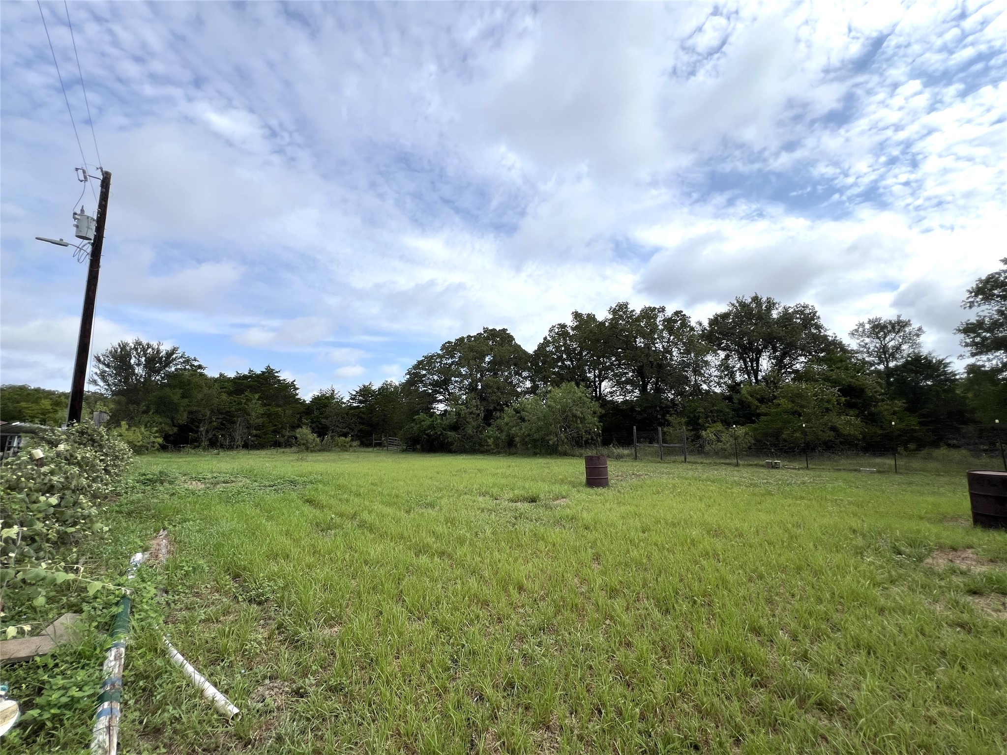 main property photo 27