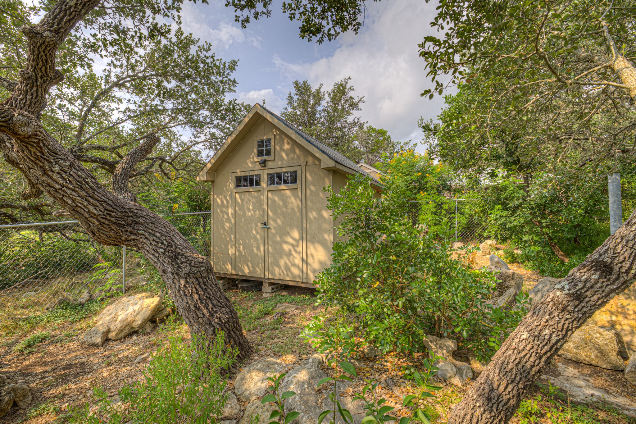 main property photo 24
