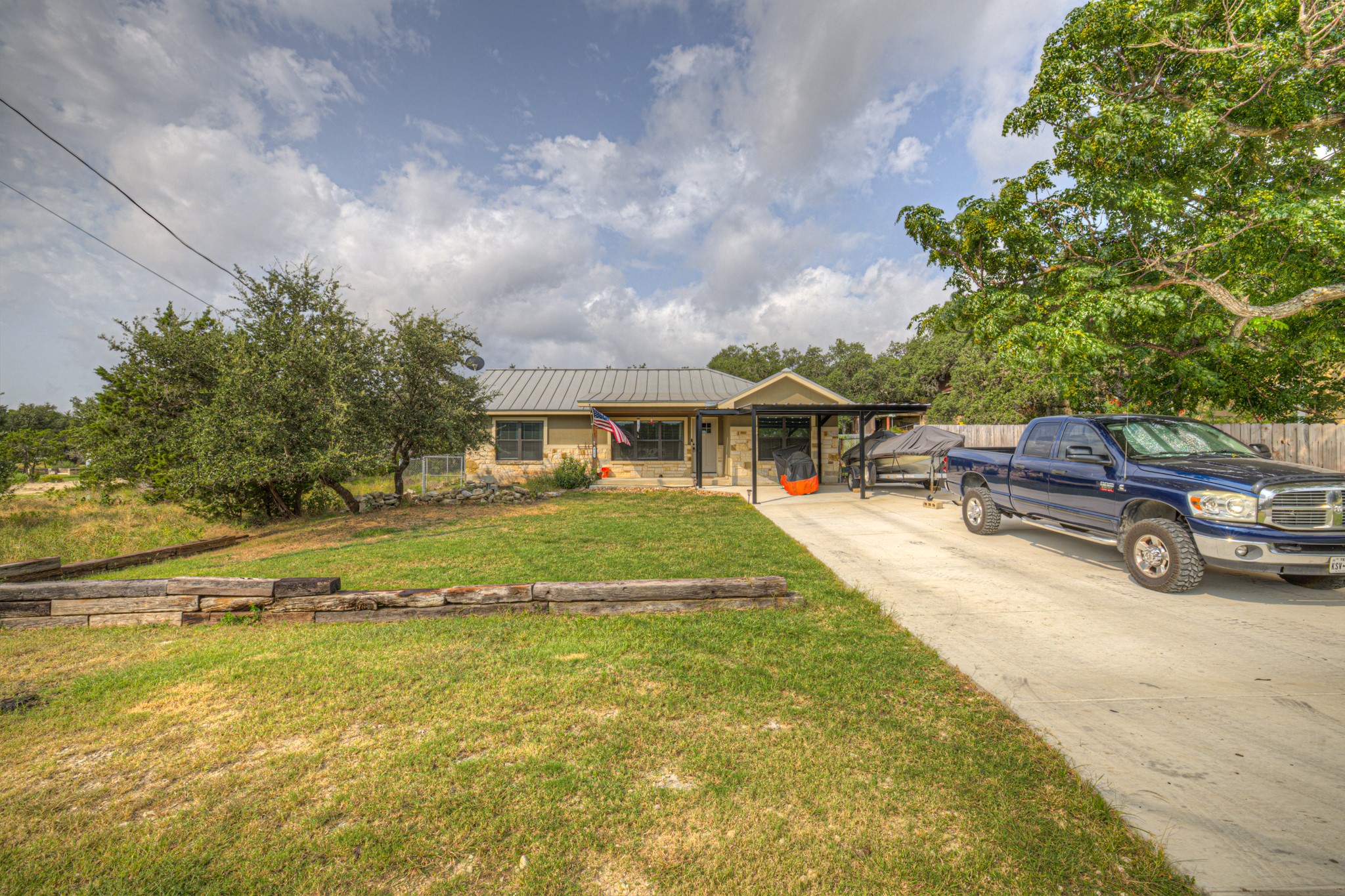 main property photo 39