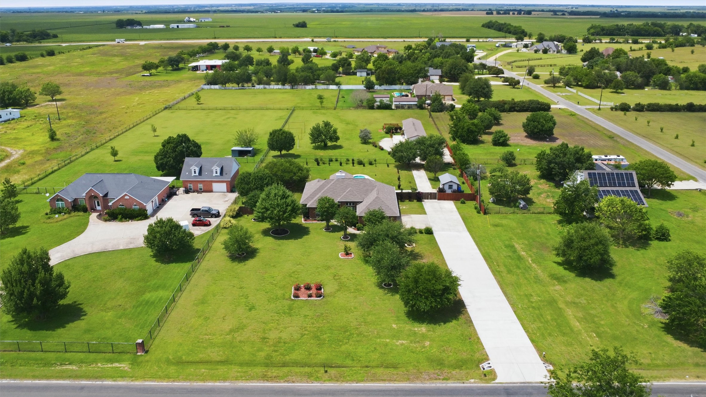 main property photo 35