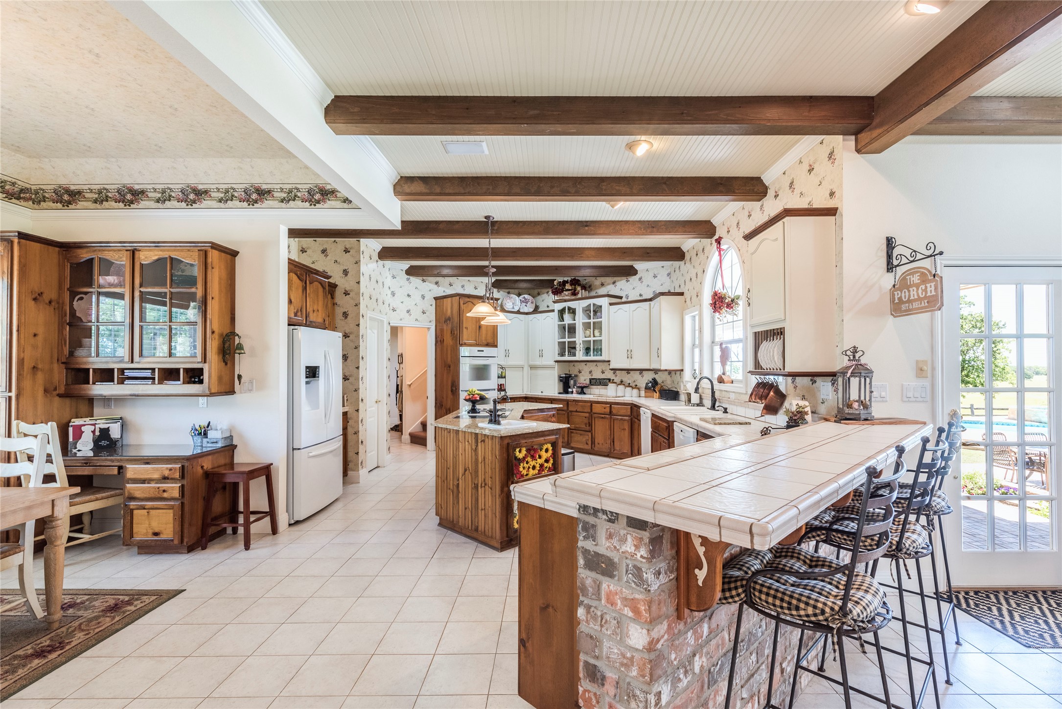 main property photo 12