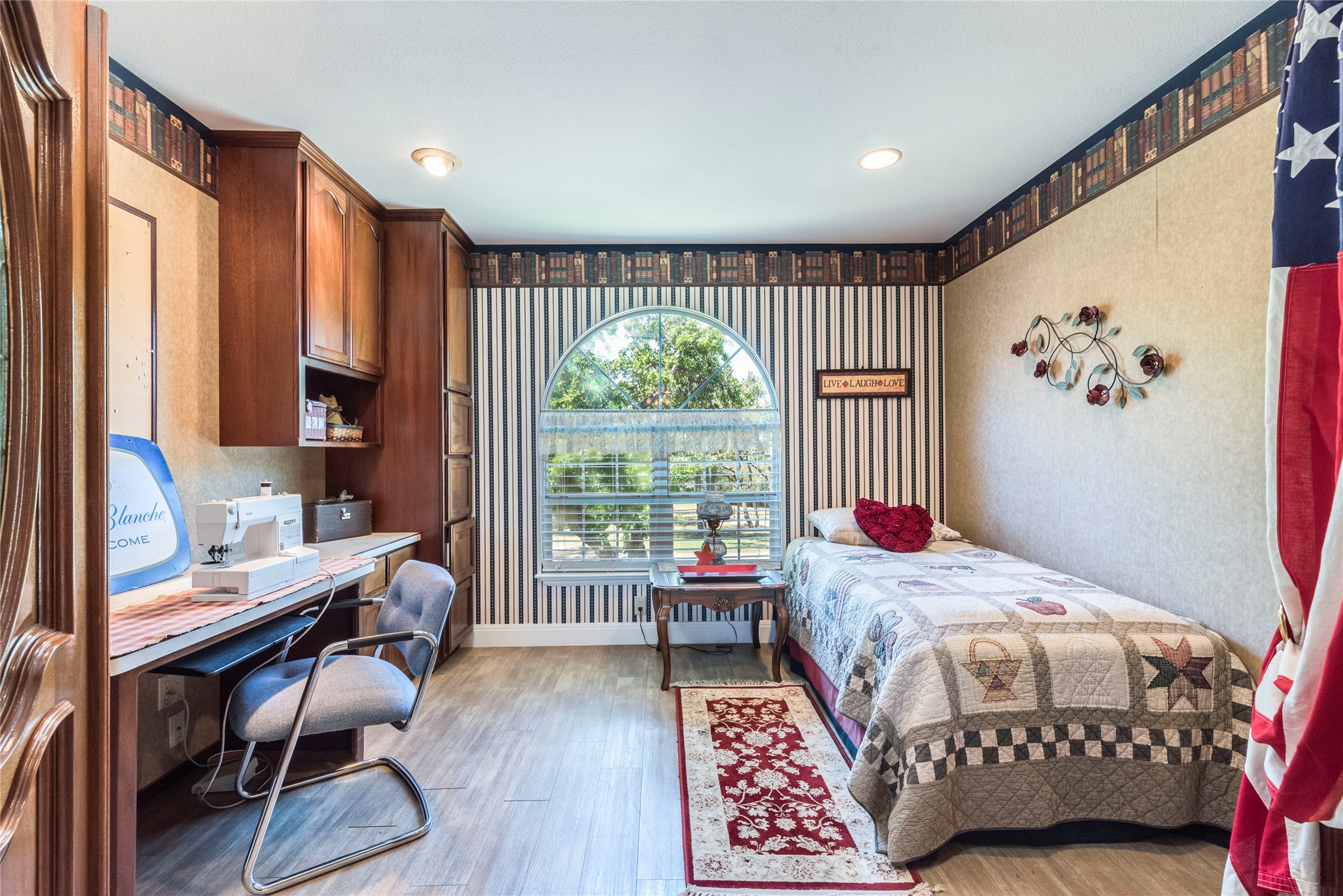 main property photo 21