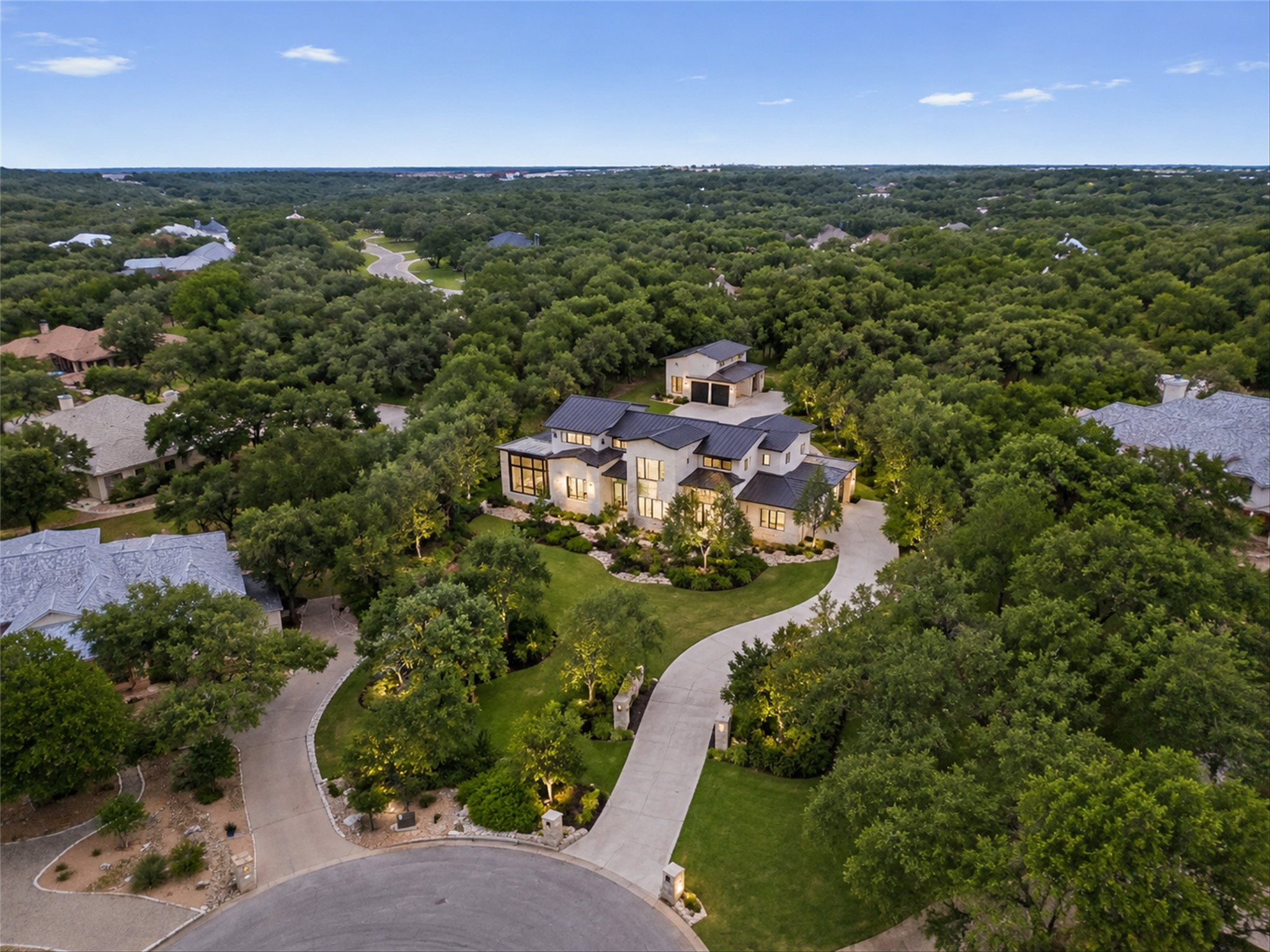 main property photo 22